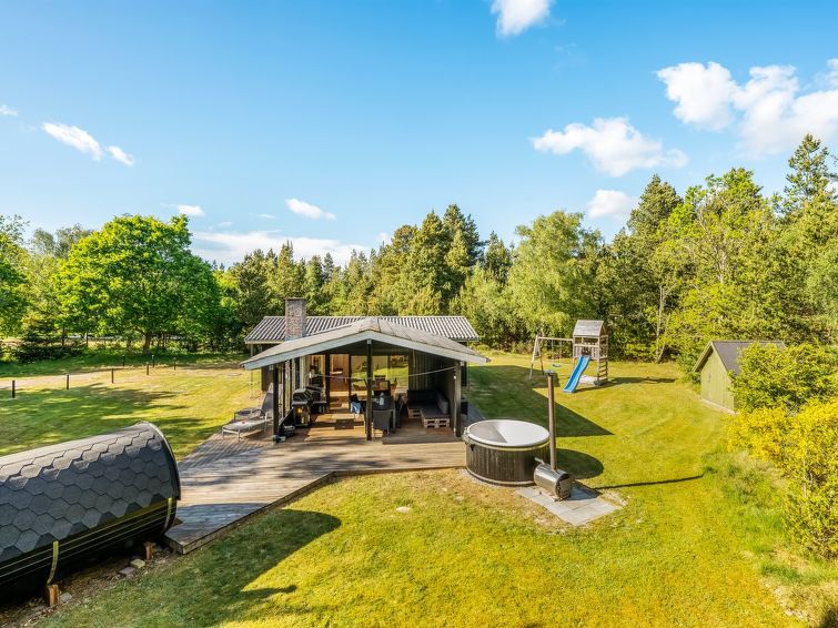 Search and Stay destination Ho, Denmark from . "Eli" - 1.5km to the inlet in Western Jutland