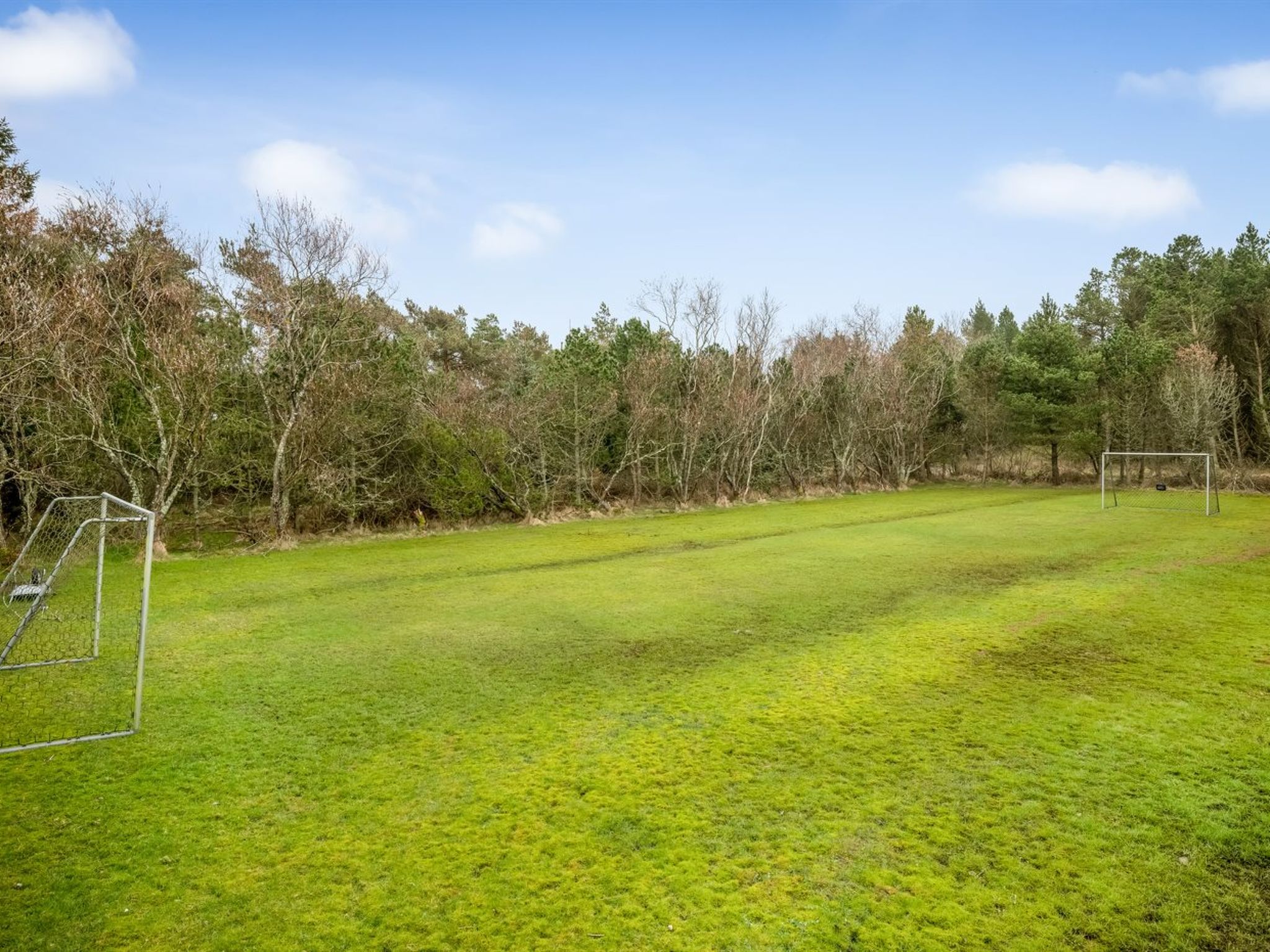 "Orm" - 2.3km from the sea-Buiten