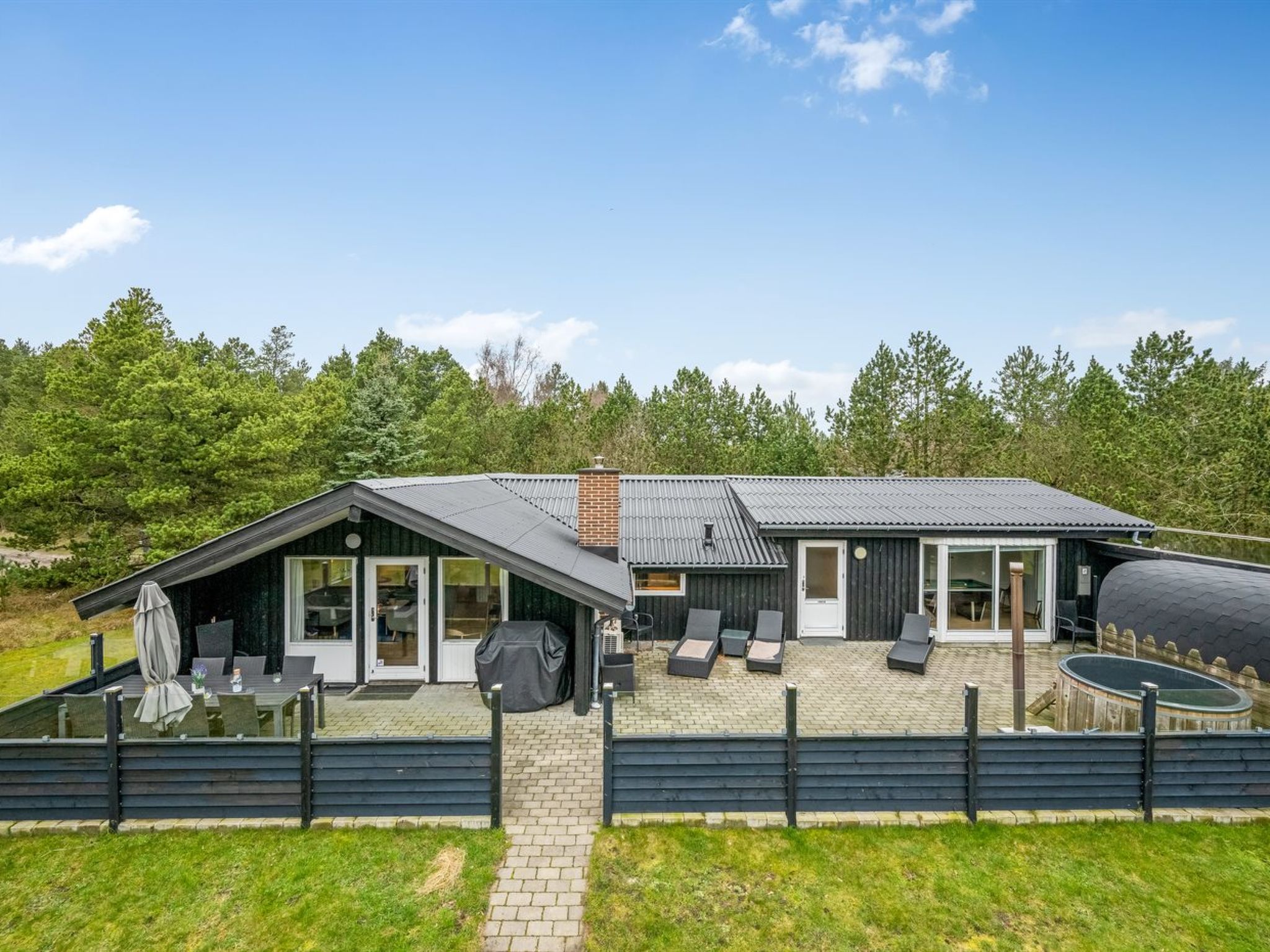 "Orm" - 2.3km from the sea