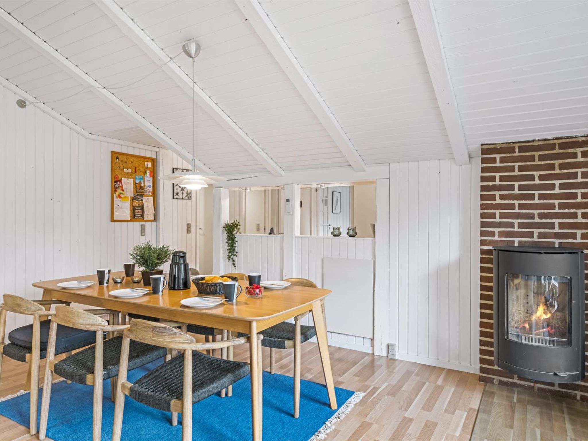 "Orm" - 2.3km from the sea - Binnen