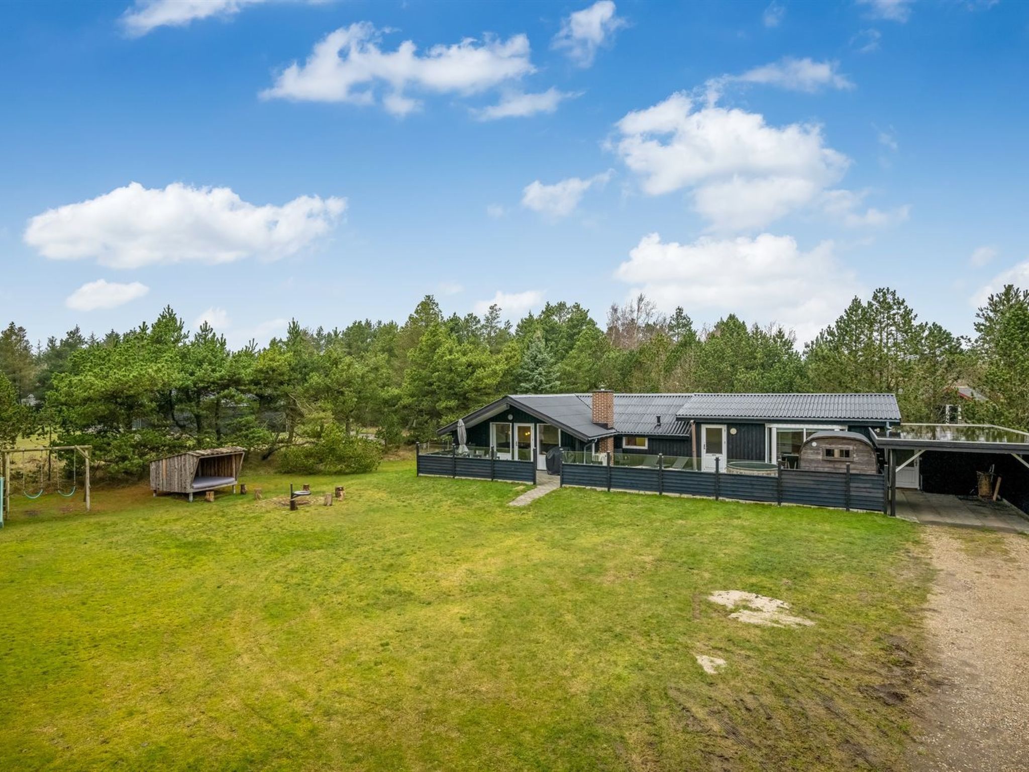 "Orm" - 2.3km from the sea - Buiten