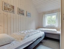 Ruim vakantiehuis voor 10 personen met sauna en zwembad nabij Blåvand strand - thumbnail 2