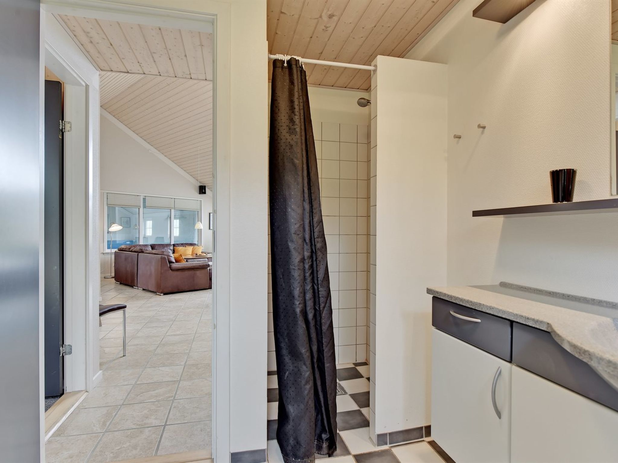 "Sighwaldi" - 900m from the sea - Inside