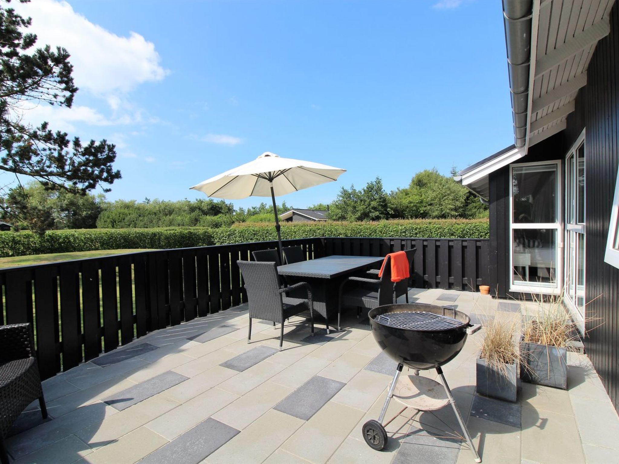 "Kadir" - 500m from the sea-Buiten