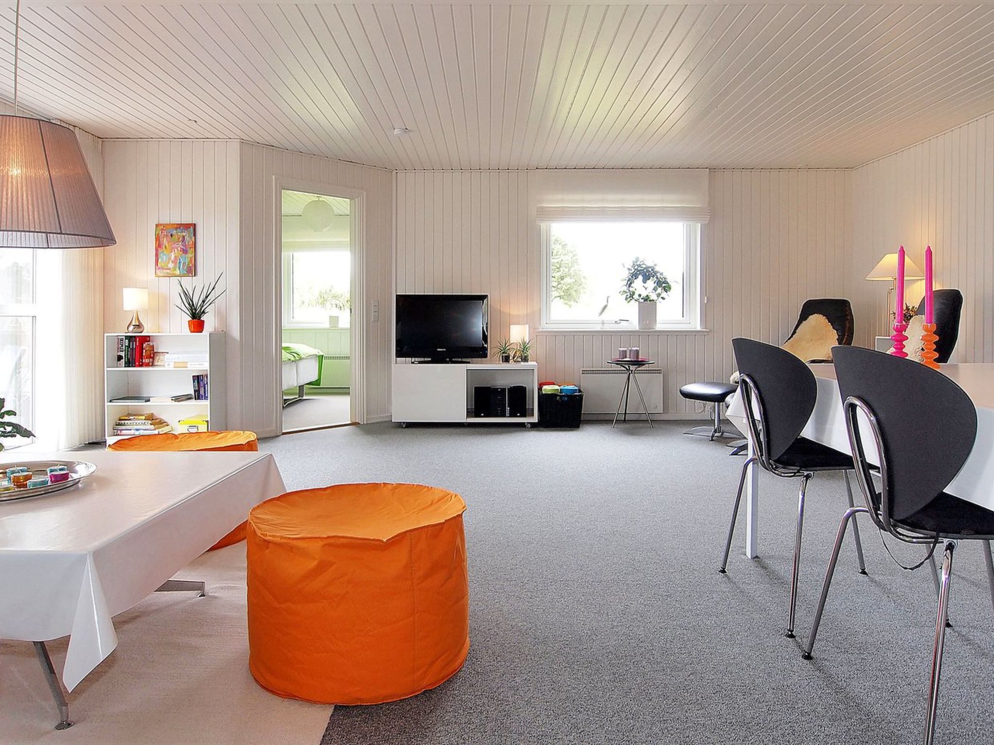"Kadir" - 500m from the sea - Binnen