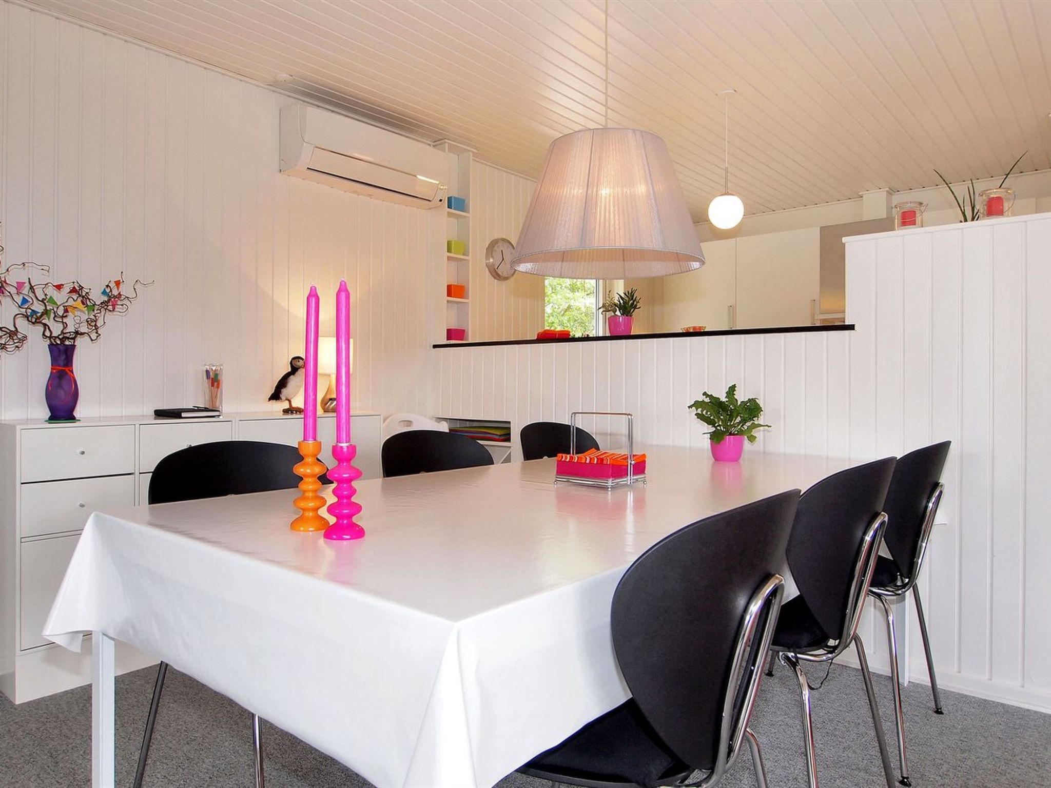 "Kadir" - 500m from the sea - Binnen