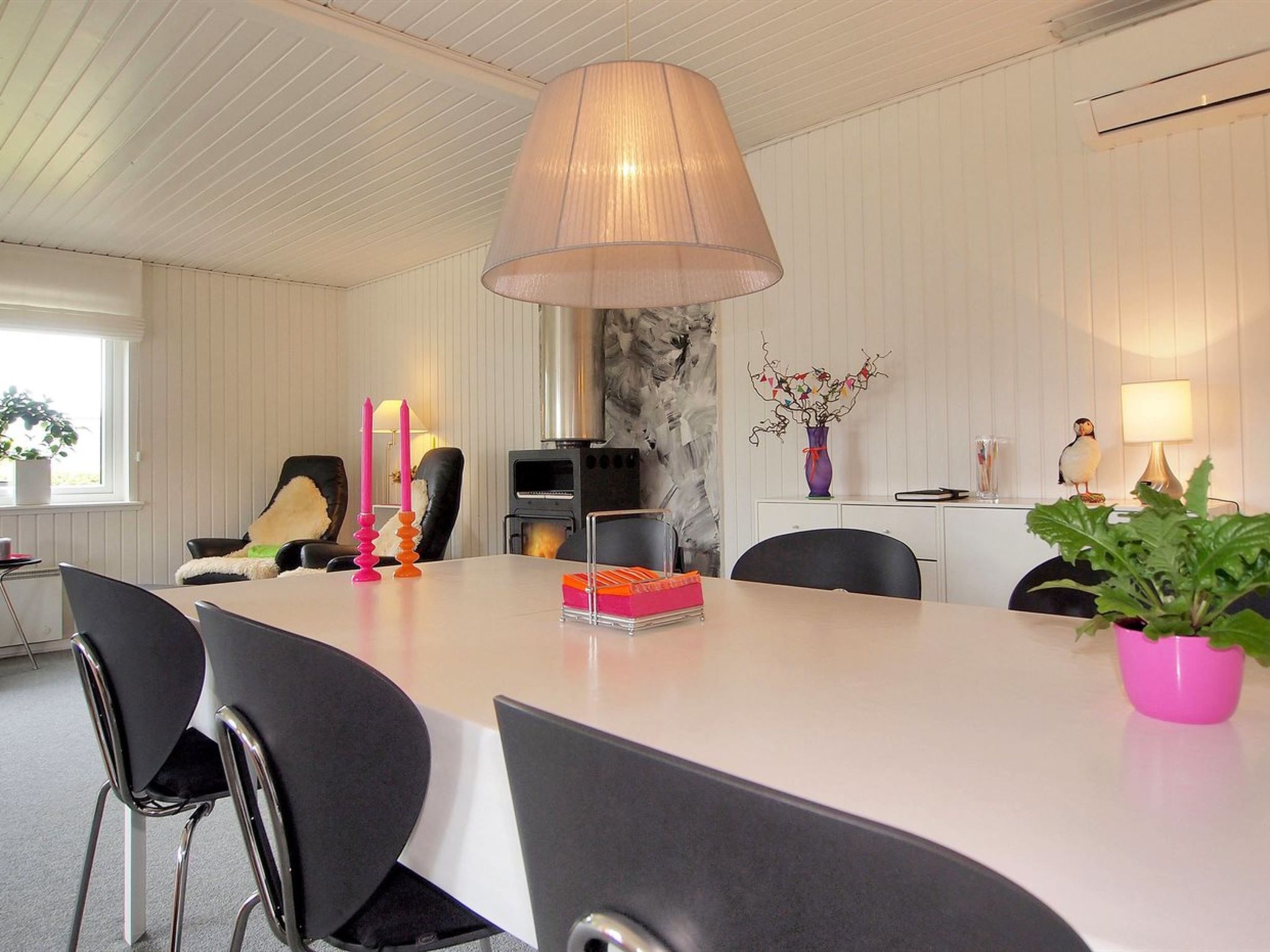 "Kadir" - 500m from the sea - Binnen