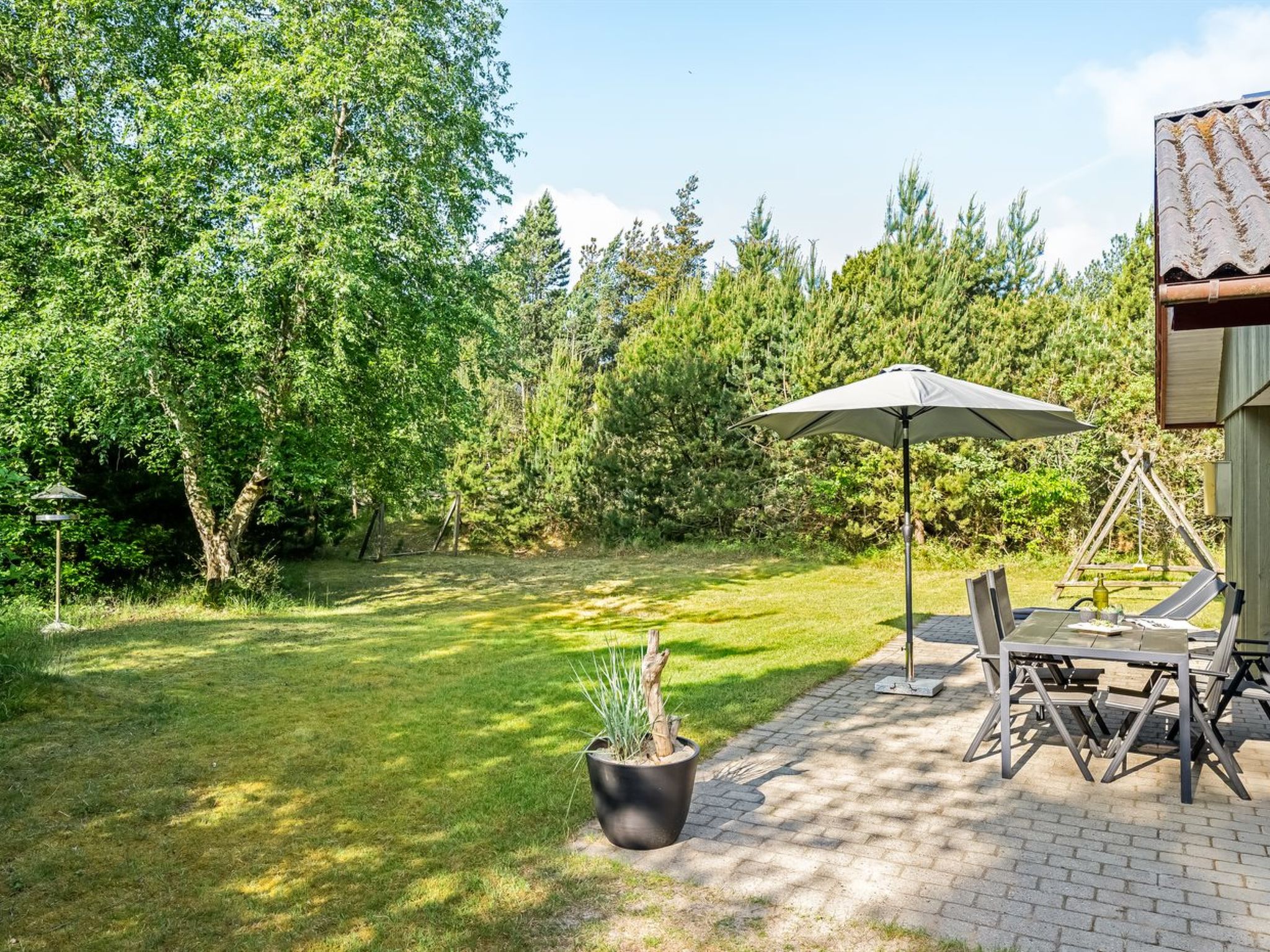 "Yngvy" - 1.3km from the sea-Buiten