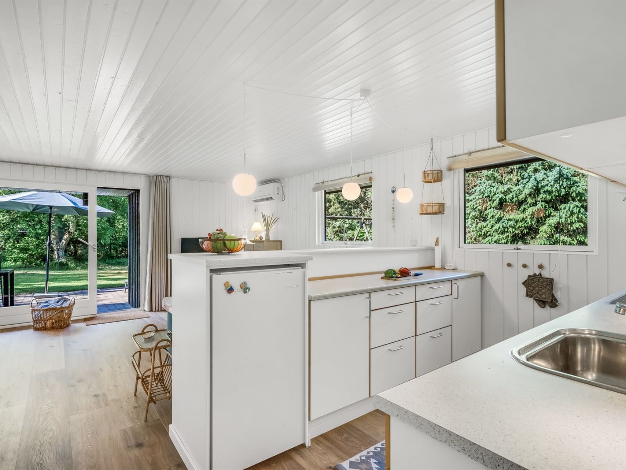 "Yngvy" - 1.3km from the sea - Binnen