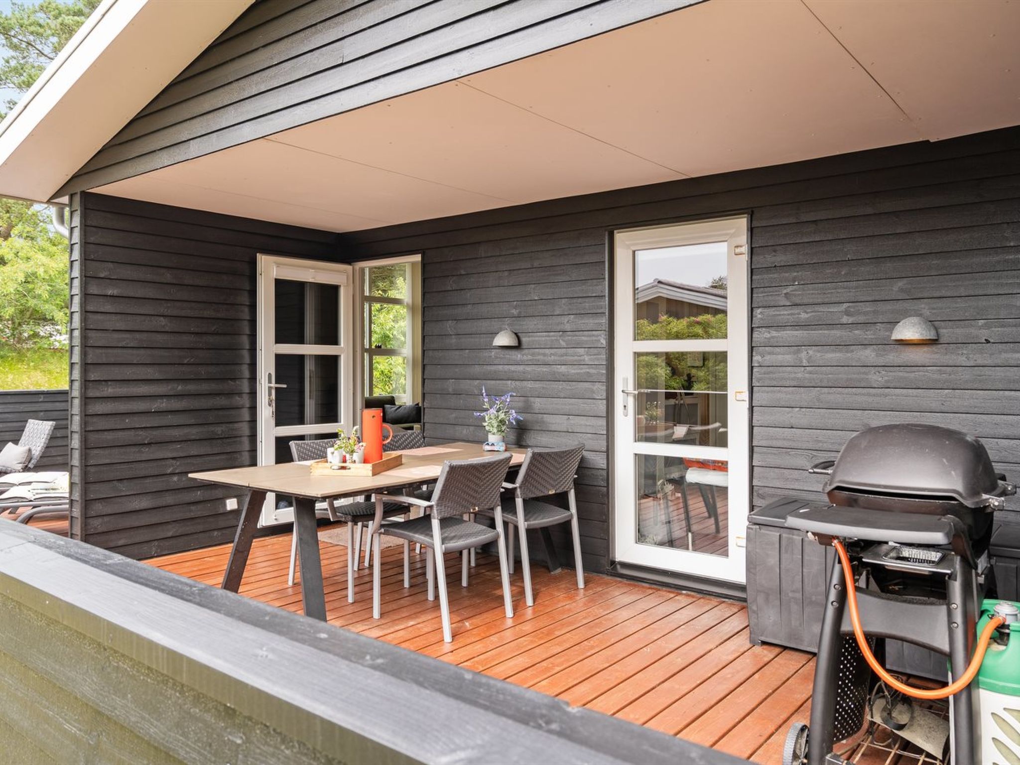 "Akkar" - 1.8km from the sea - Buiten
