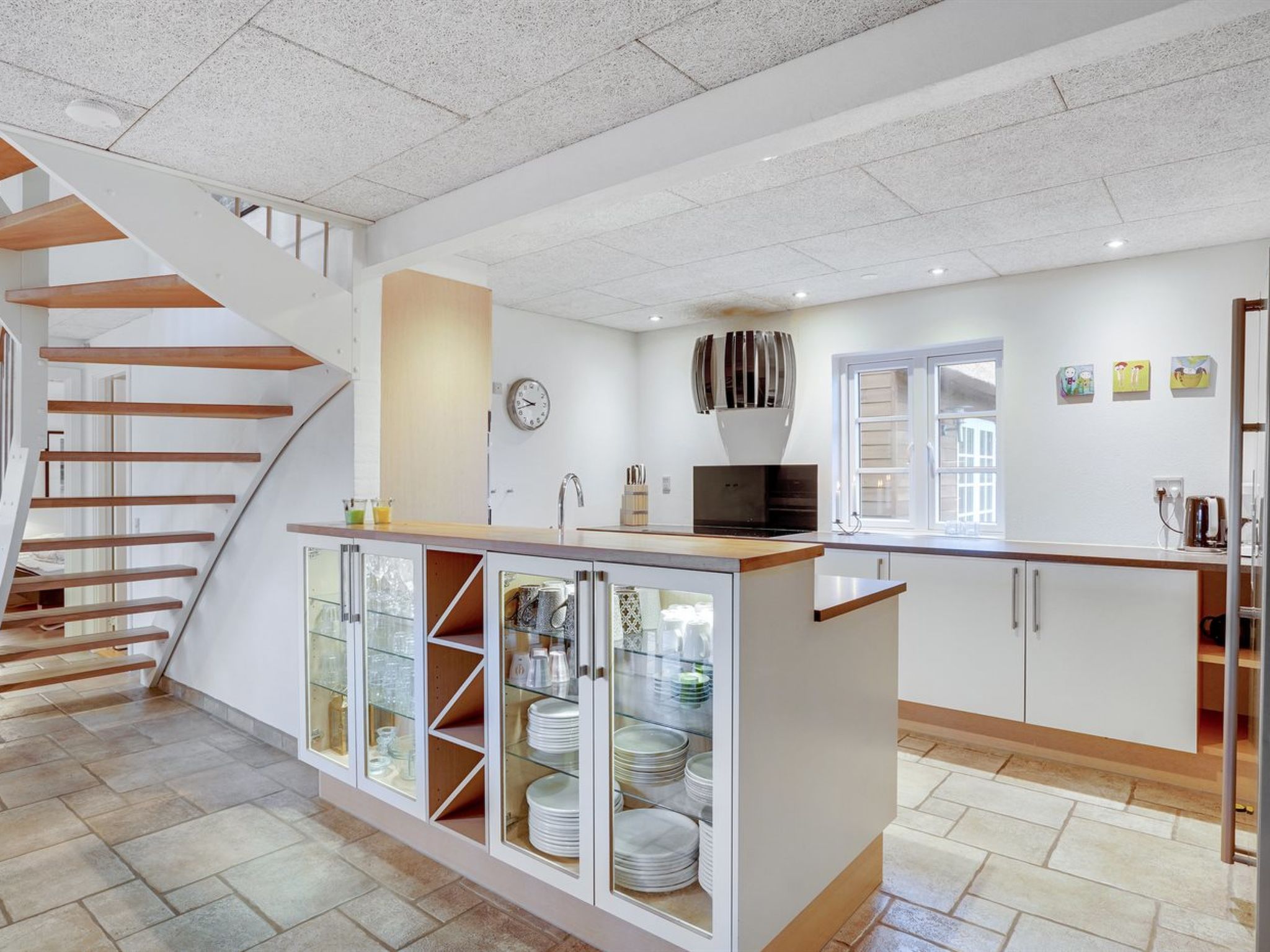 "Adia" - 300m from the sea-Binnen