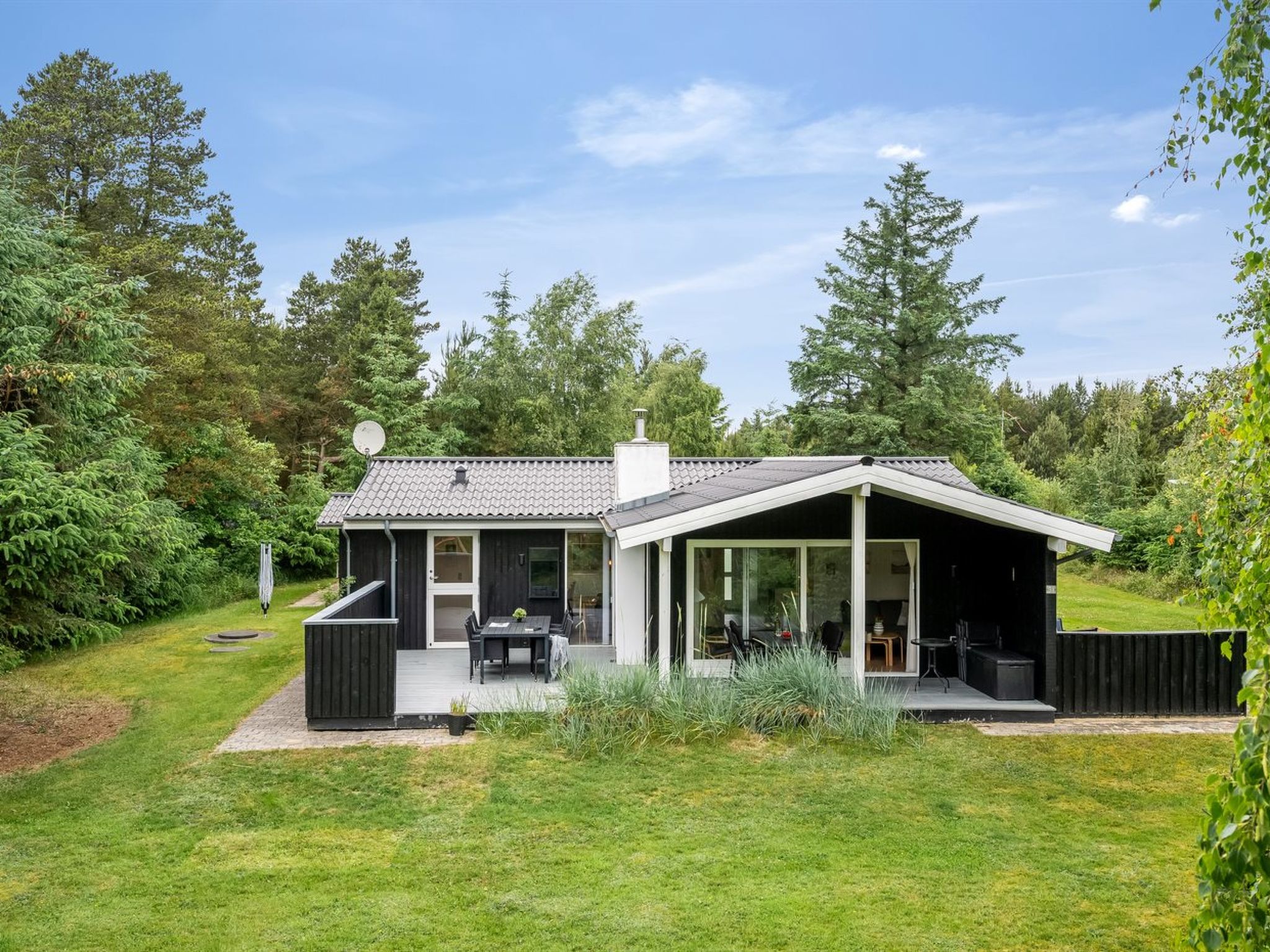 "Atla" - 2.5km from the sea