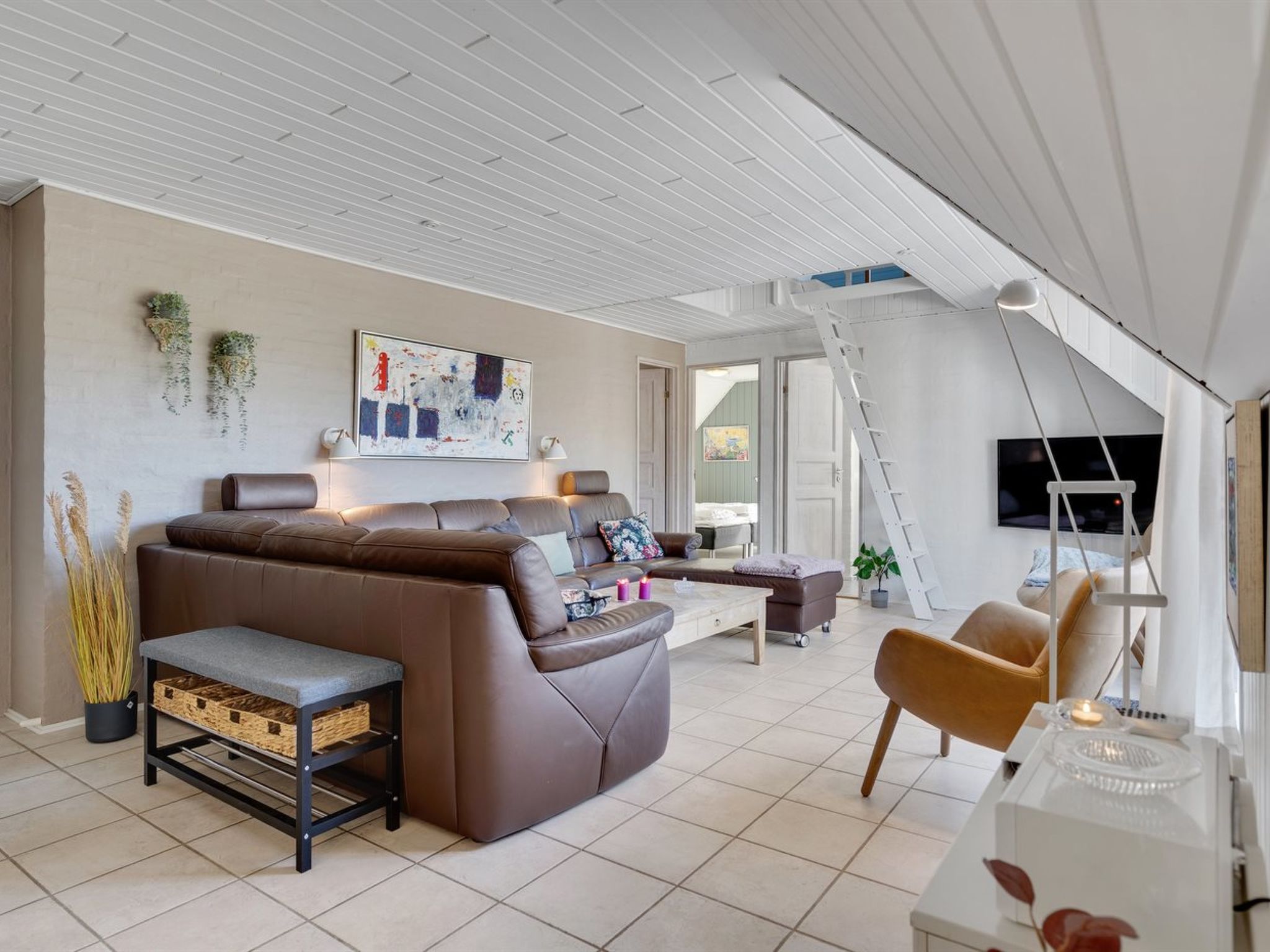 "Alwina" - 2.5km from the sea - Binnen
