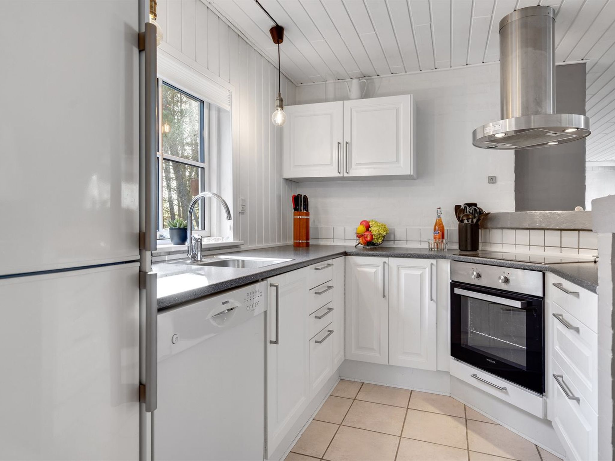 "Alwina" - 2.5km from the sea - Binnen