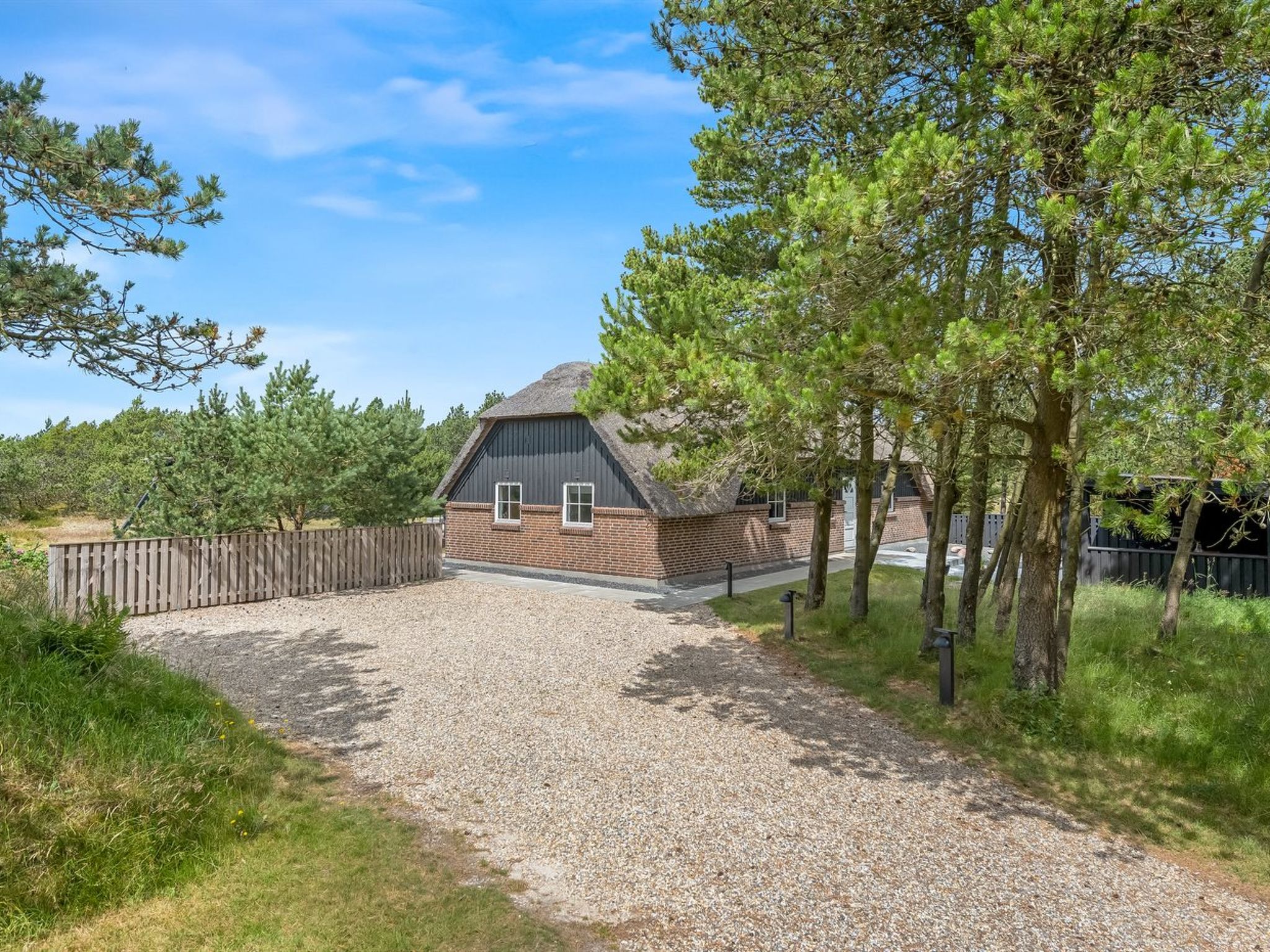 "Alwina" - 2.5km from the sea - Buiten