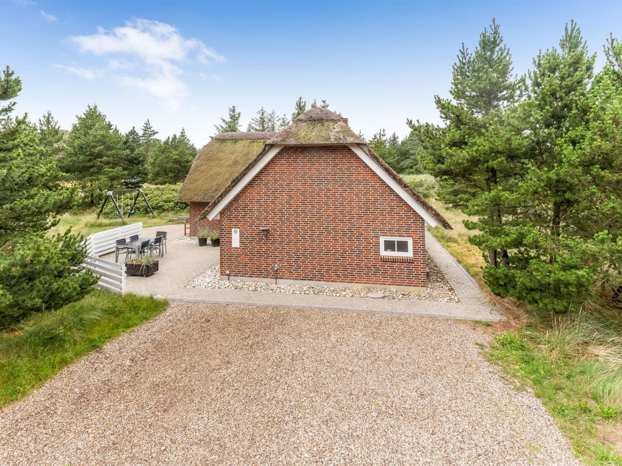 "Ronna" - 2.2km from the sea - Buiten