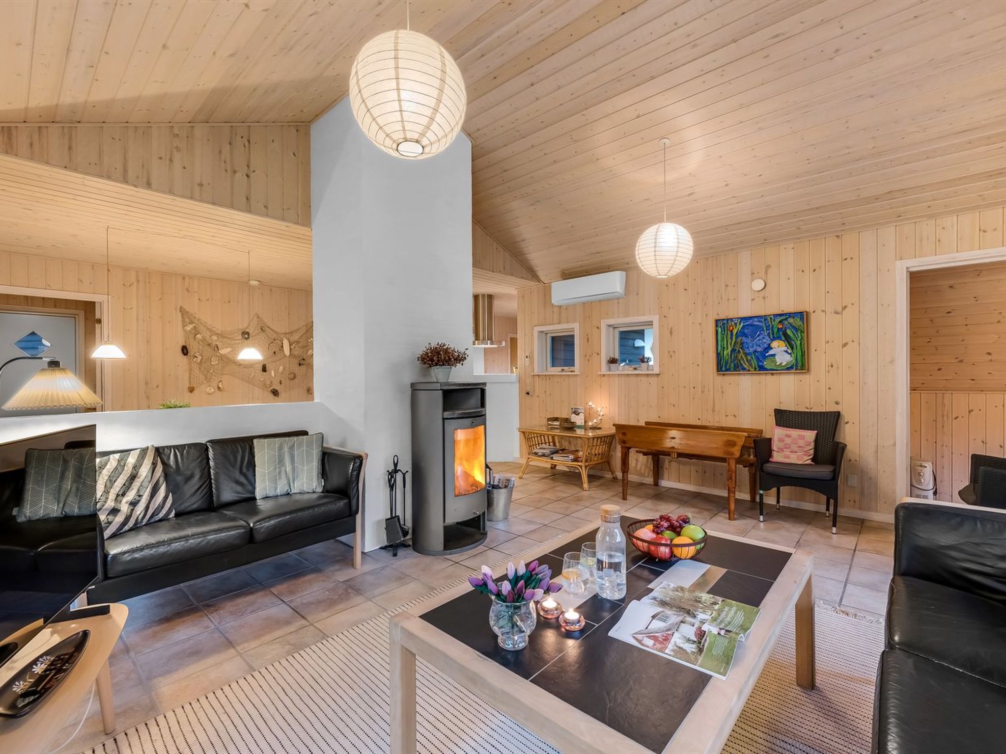 "Mart" - 1.6km from the sea - Binnen