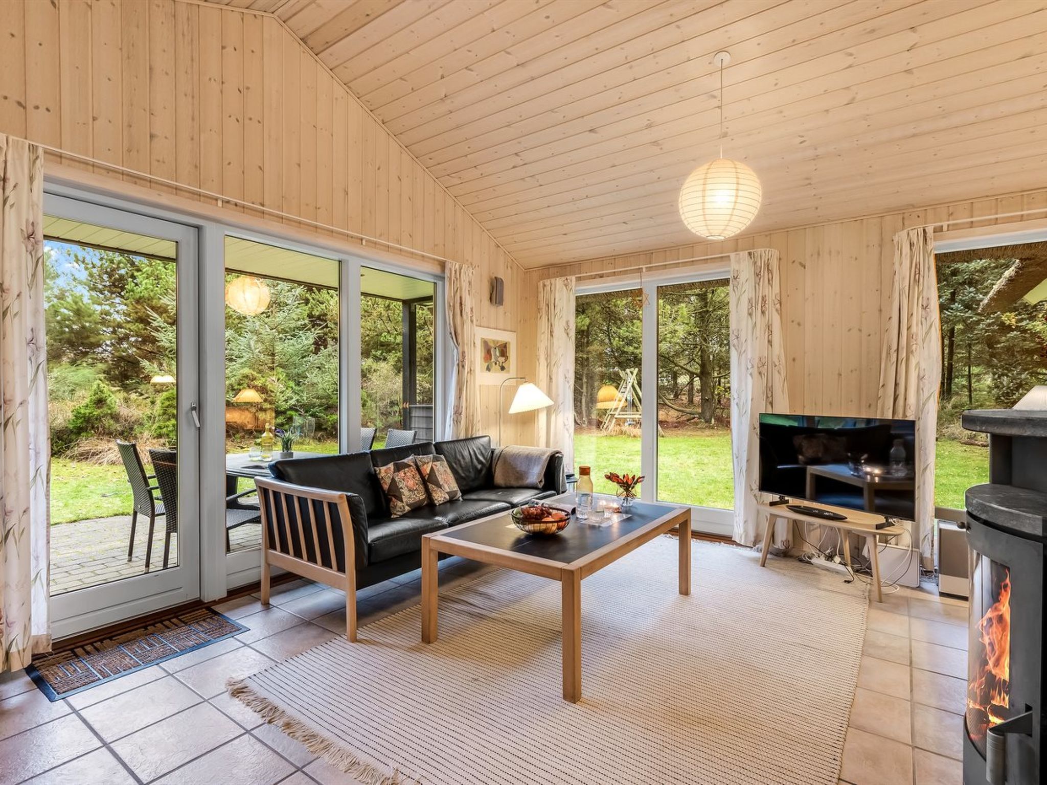 "Mart" - 1.6km from the sea - Binnen