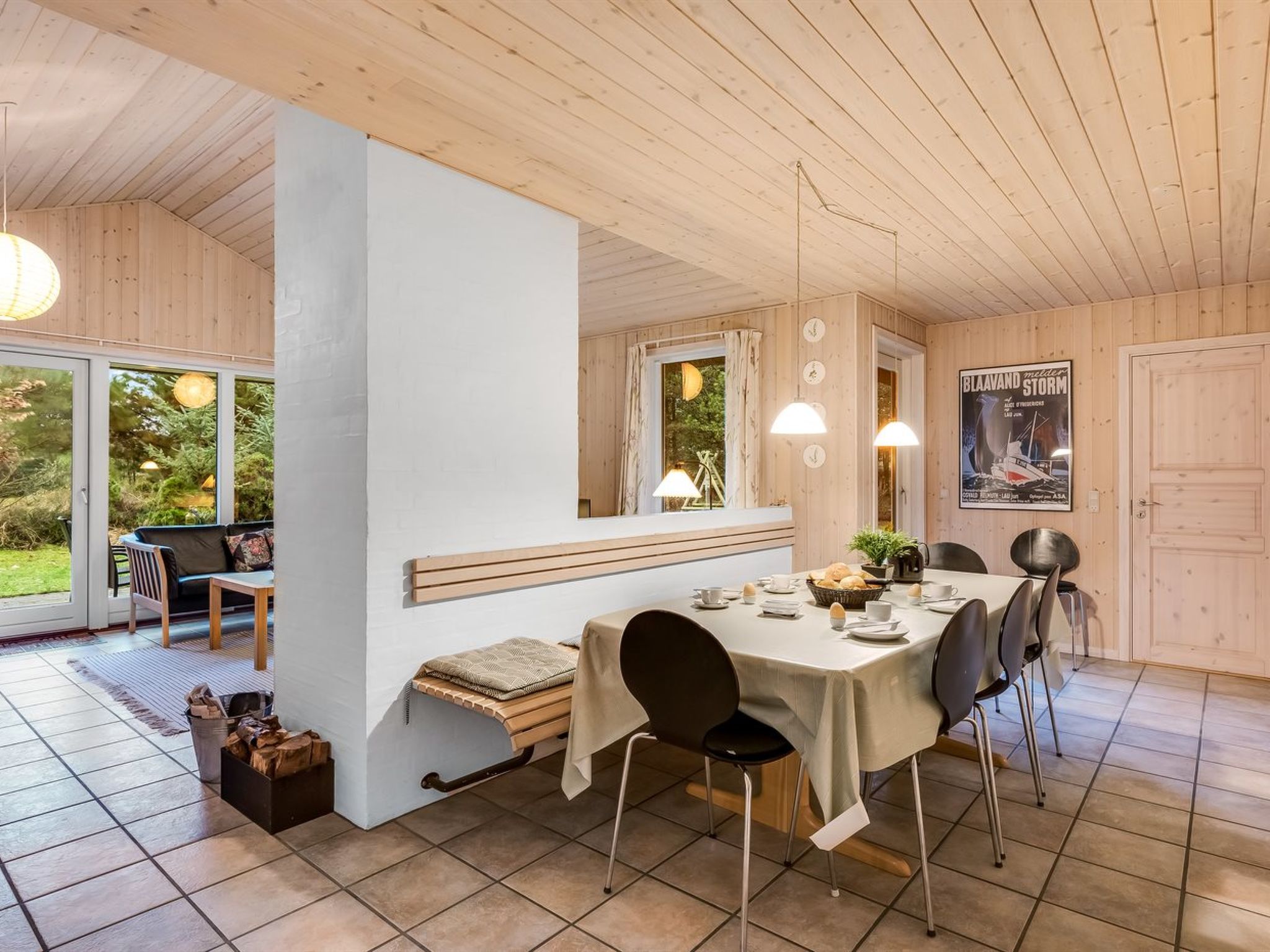 "Mart" - 1.6km from the sea - Binnen