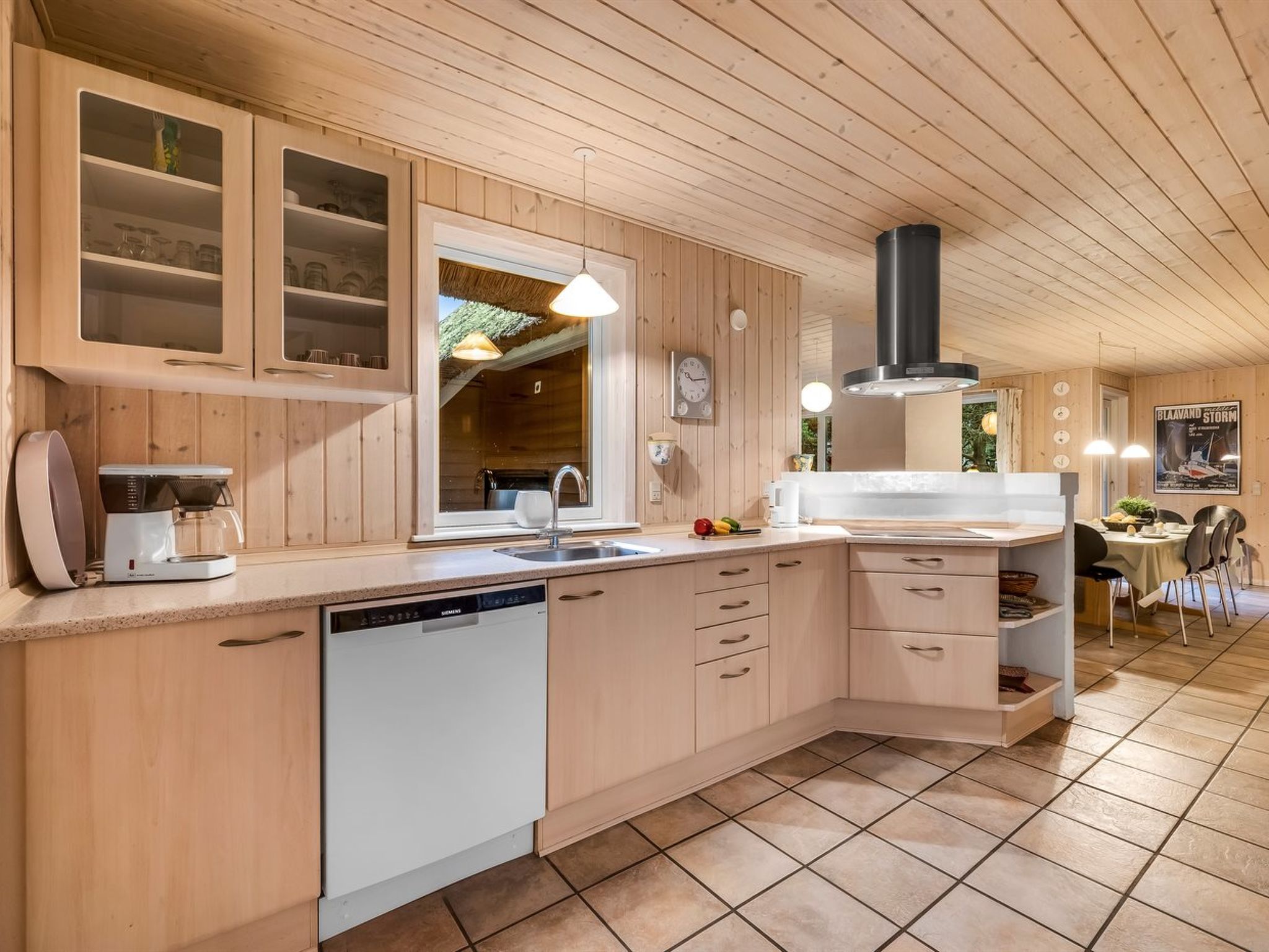 "Mart" - 1.6km from the sea - Binnen