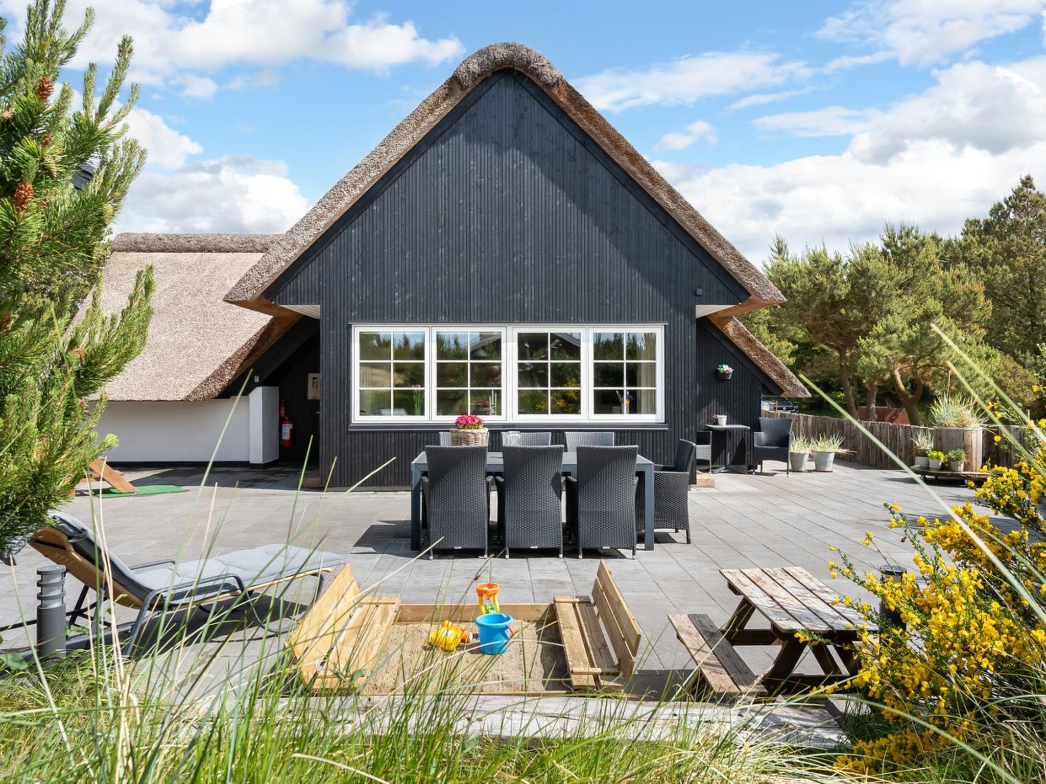"Rasmina" - 1.2km from the sea - Buiten