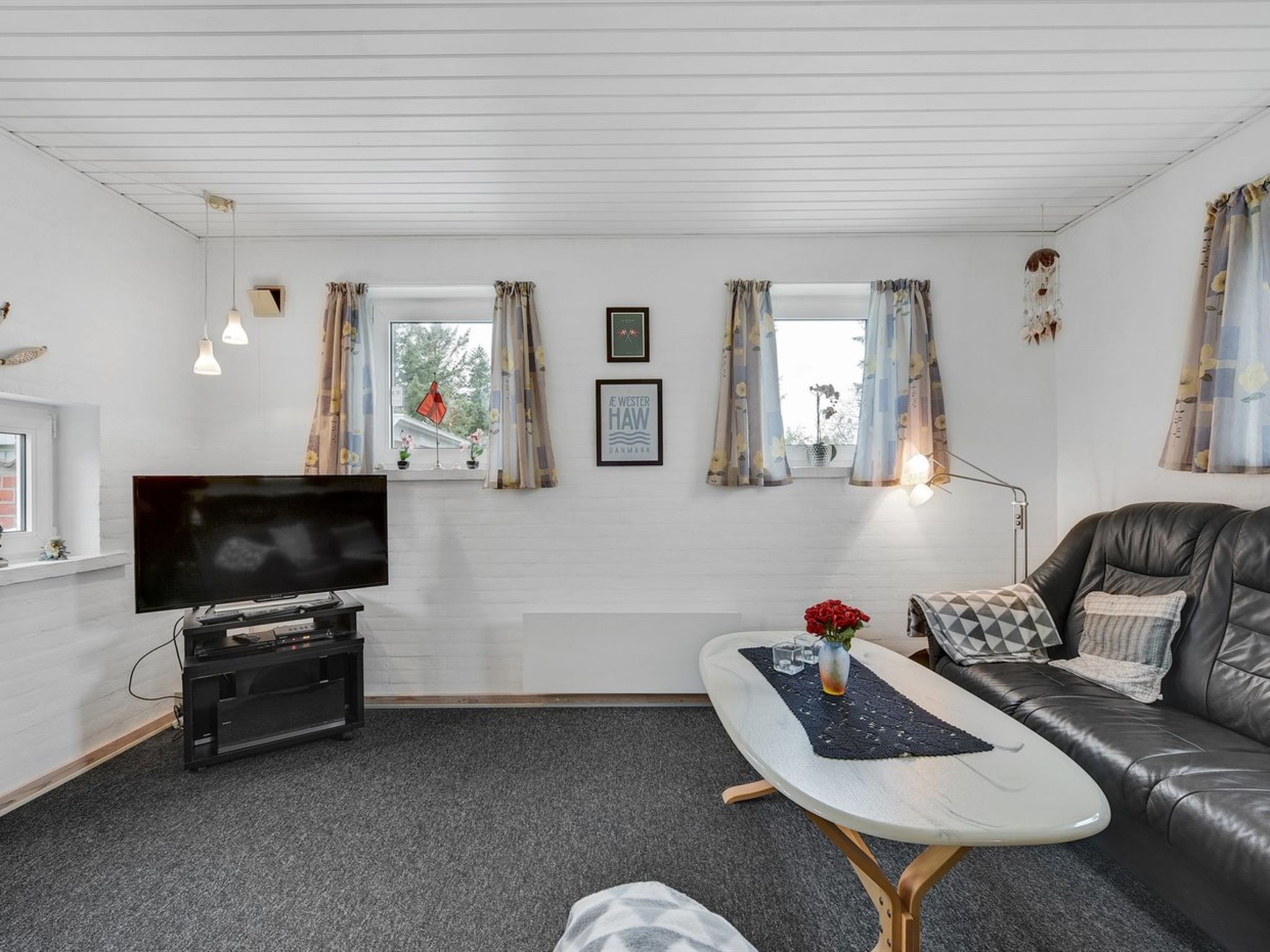 "Pernilla" - 2km from the sea-Dedans
