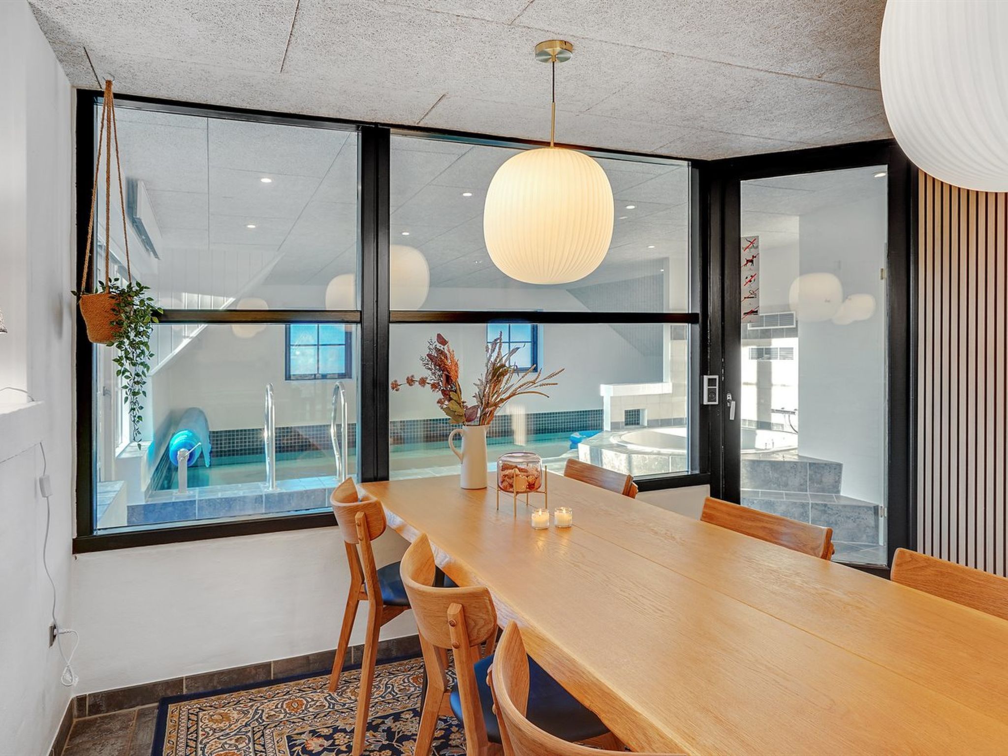 "Oskari" - 1.3km from the sea - Inside