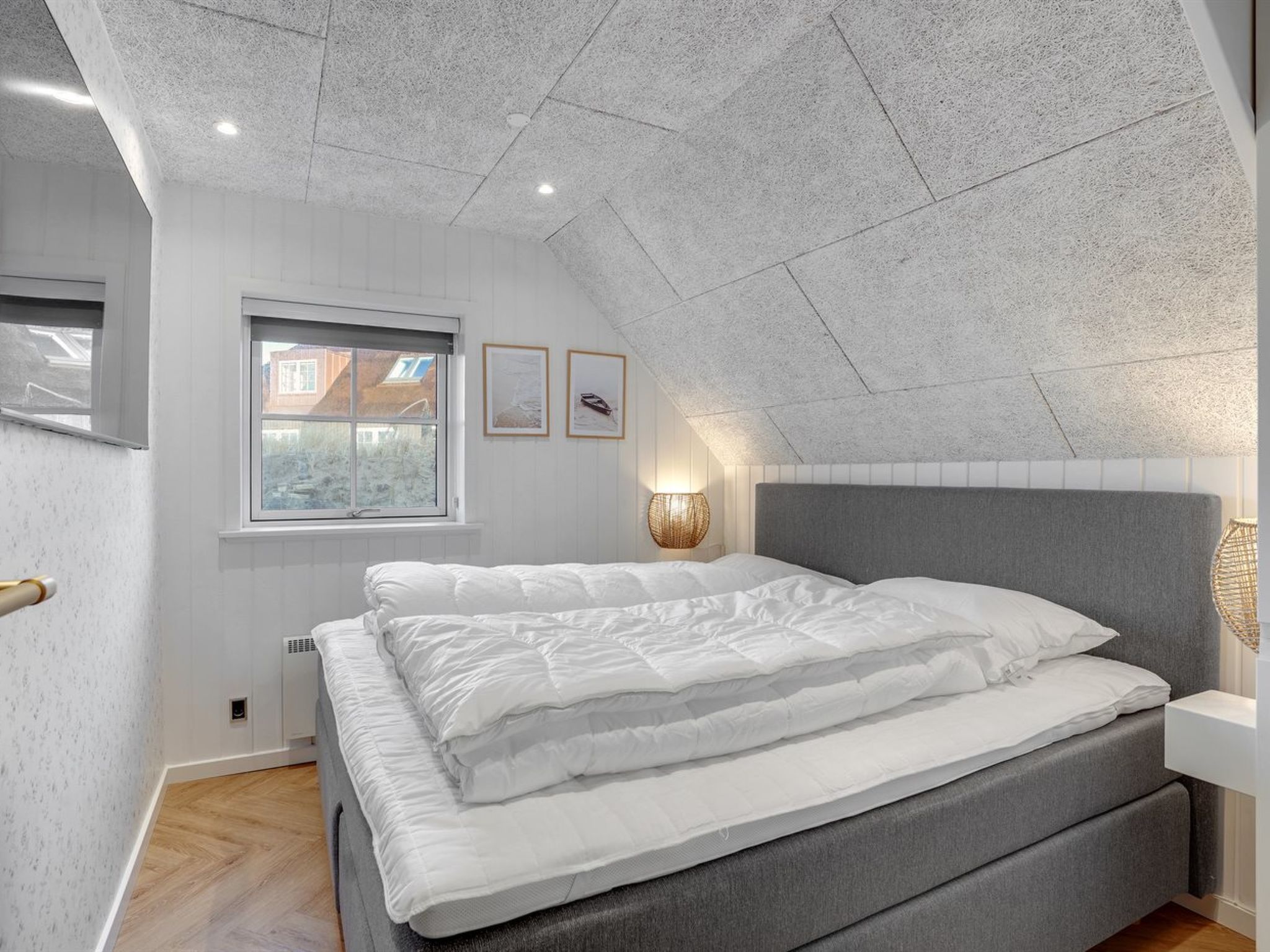 "Oskari" - 1.3km from the sea - Inside