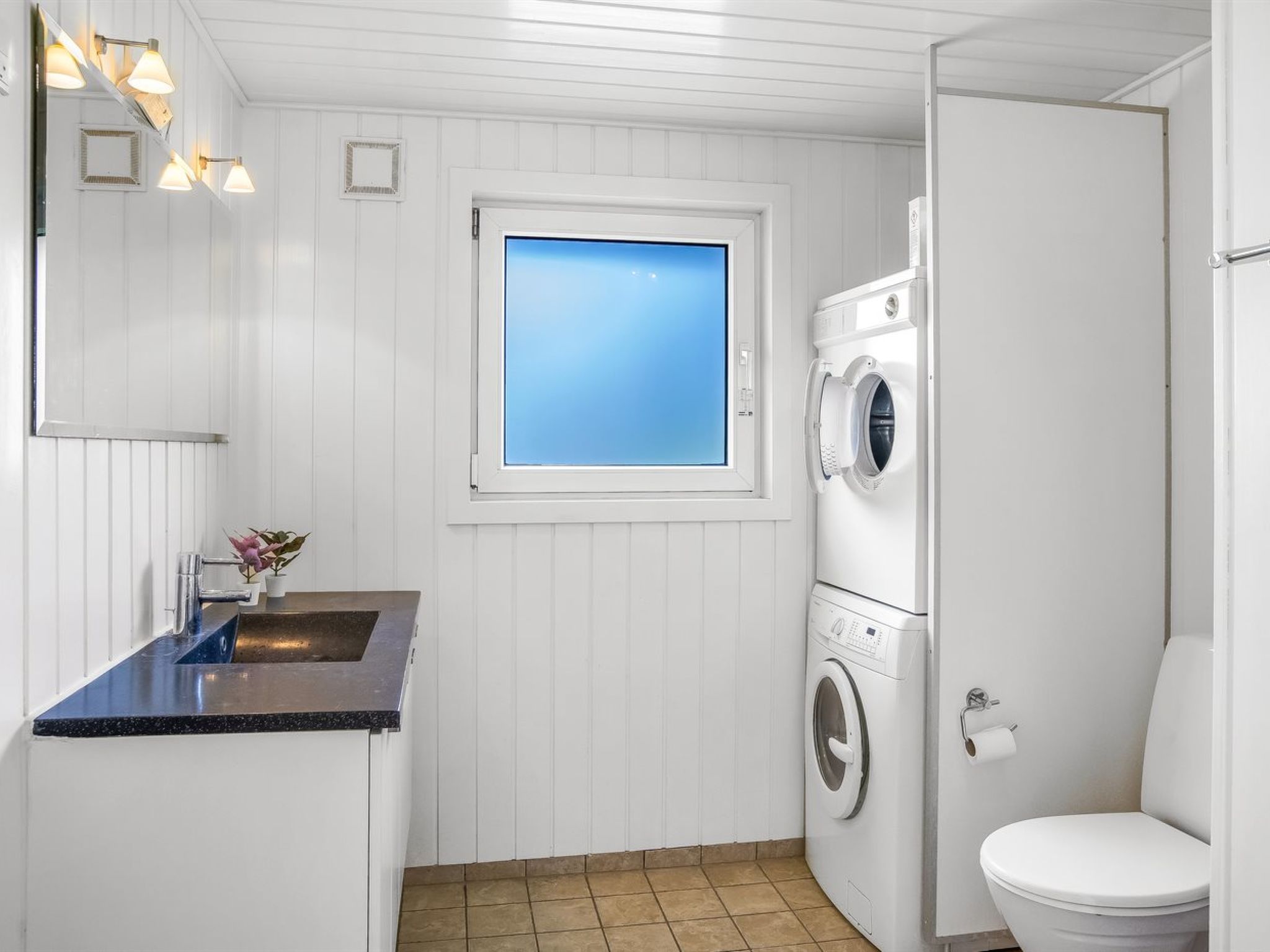 "Joseline" - 1.8km from the sea - Drinnen