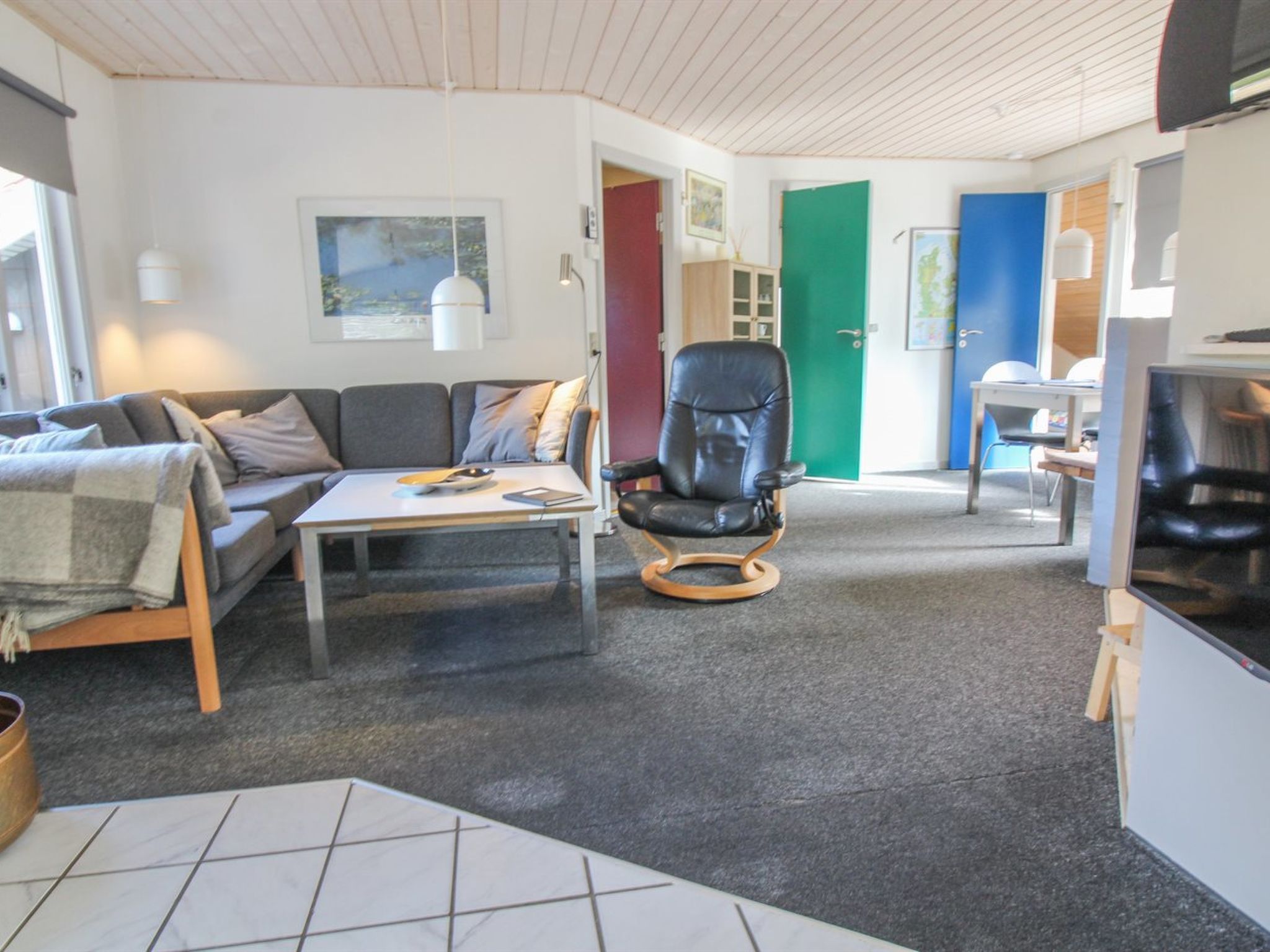 "Augustine" - 1.6km from the sea-Binnen