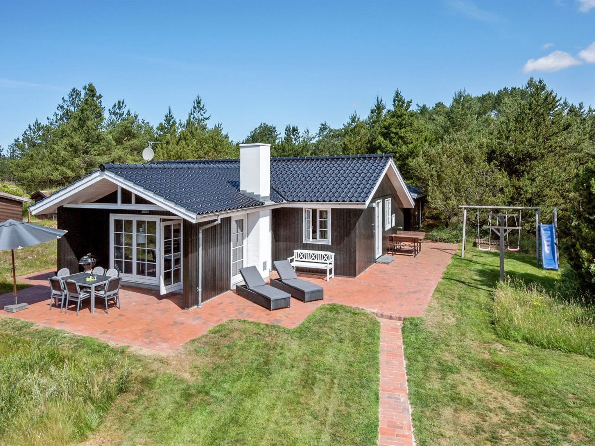 "Raili" - 1.5km from the sea