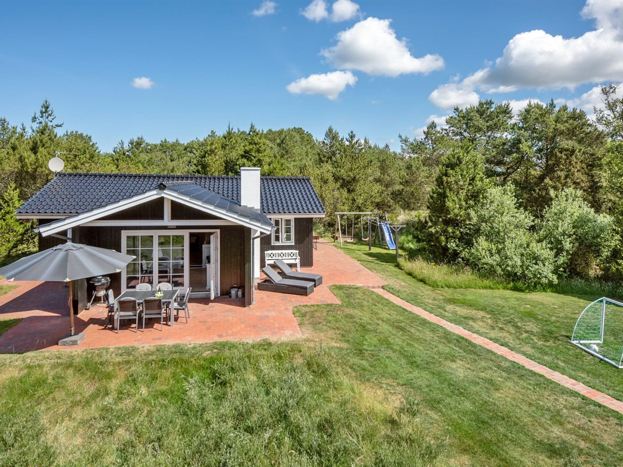"Raili" - 1.5km from the sea