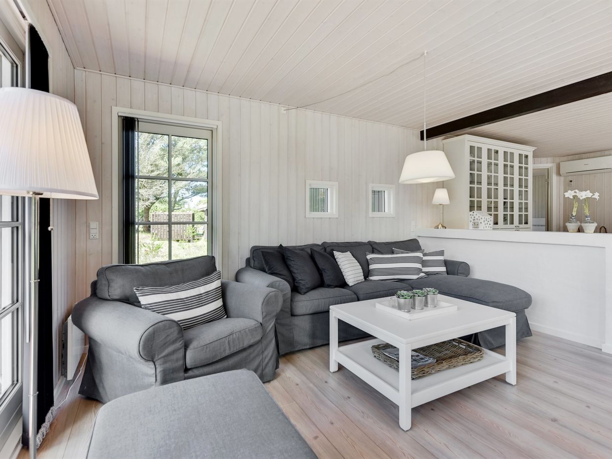 "Raili" - 1.5km from the sea - Inside