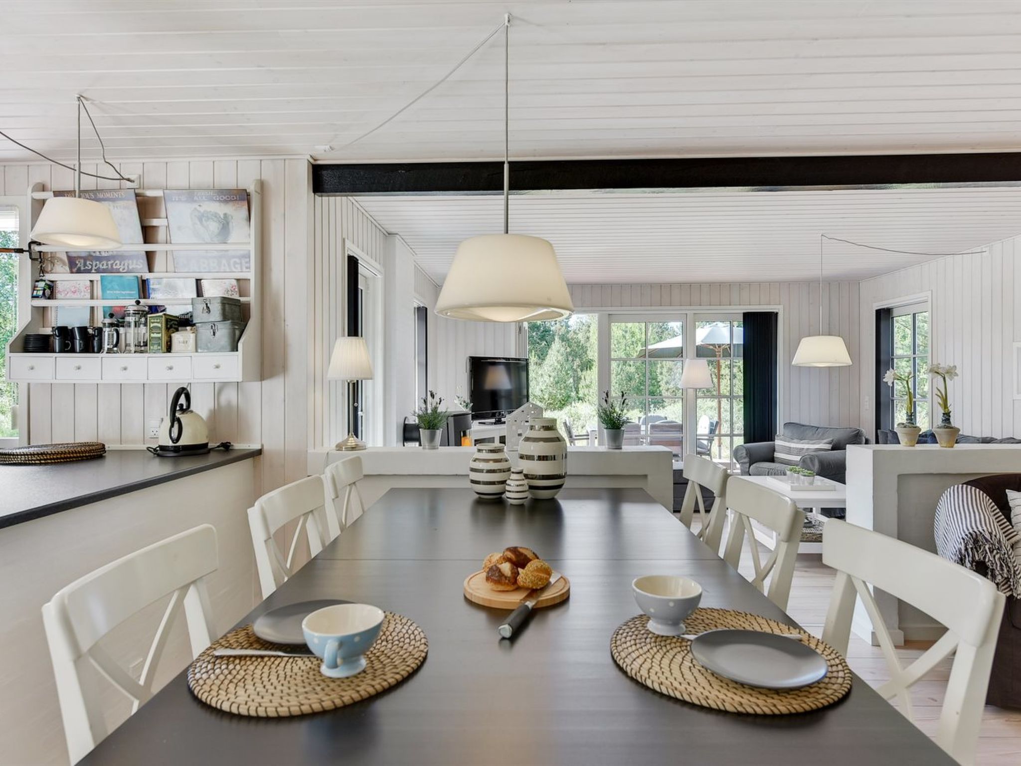 "Raili" - 1.5km from the sea - Inside