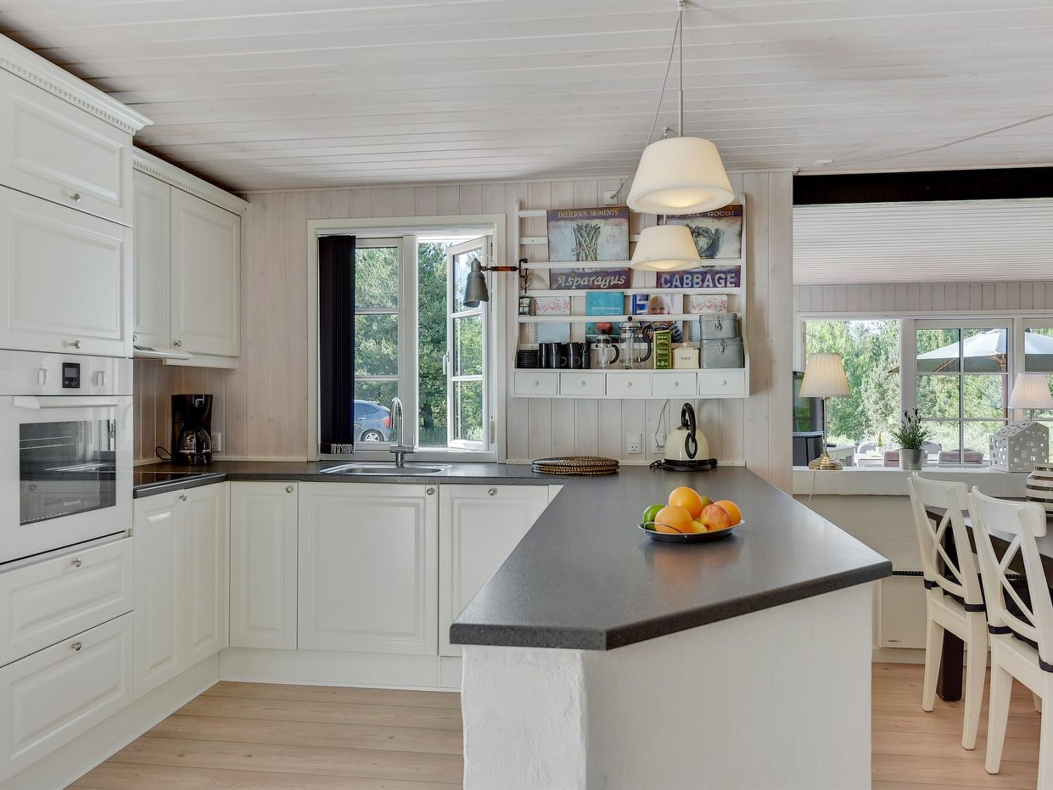 "Raili" - 1.5km from the sea - Inside