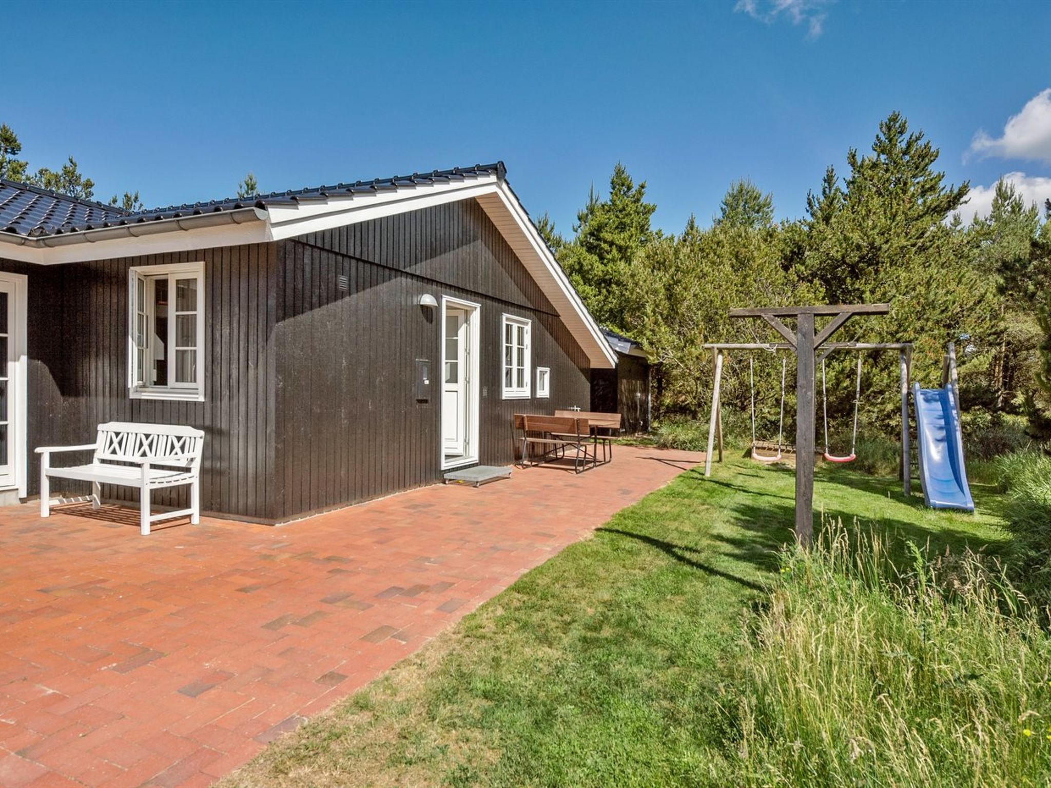 "Raili" - 1.5km from the sea - Outside