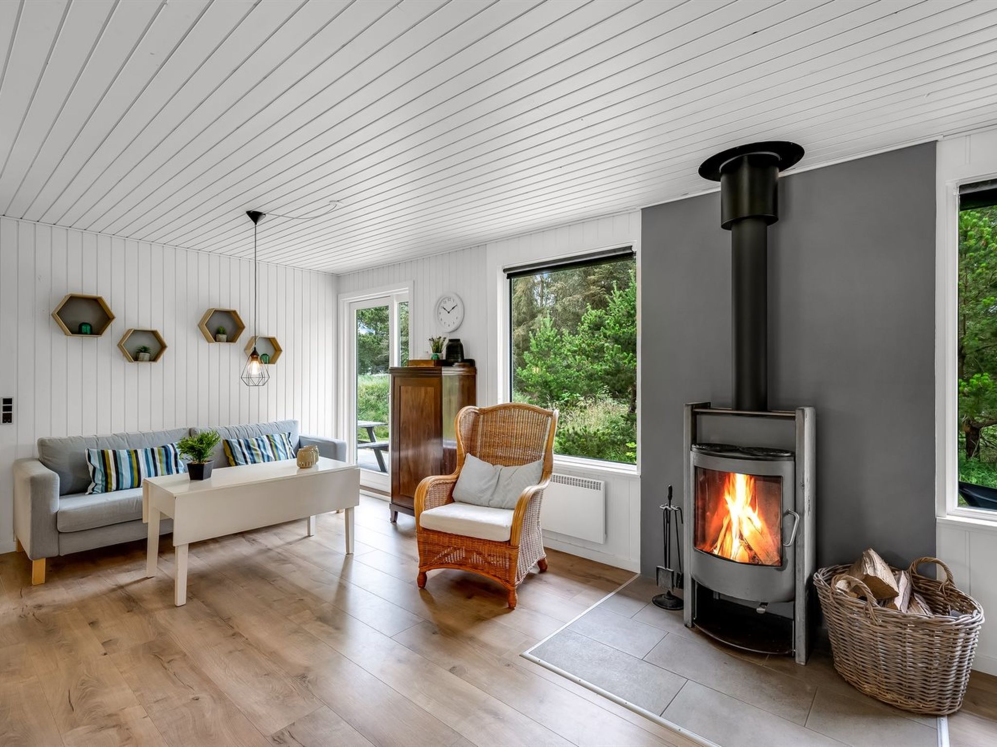 "Eleni" - 2.5km from the sea - Binnen