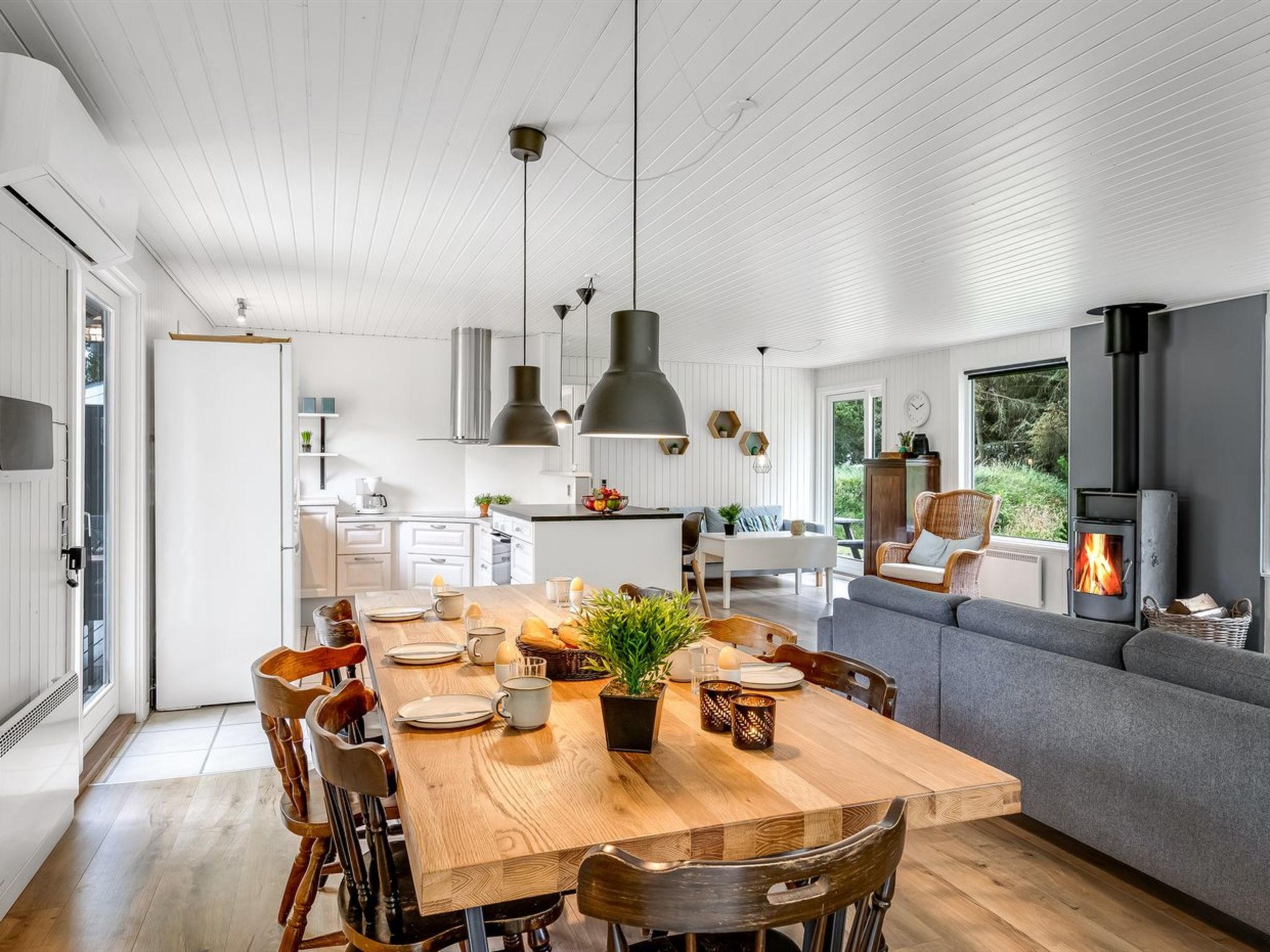 "Eleni" - 2.5km from the sea - Binnen