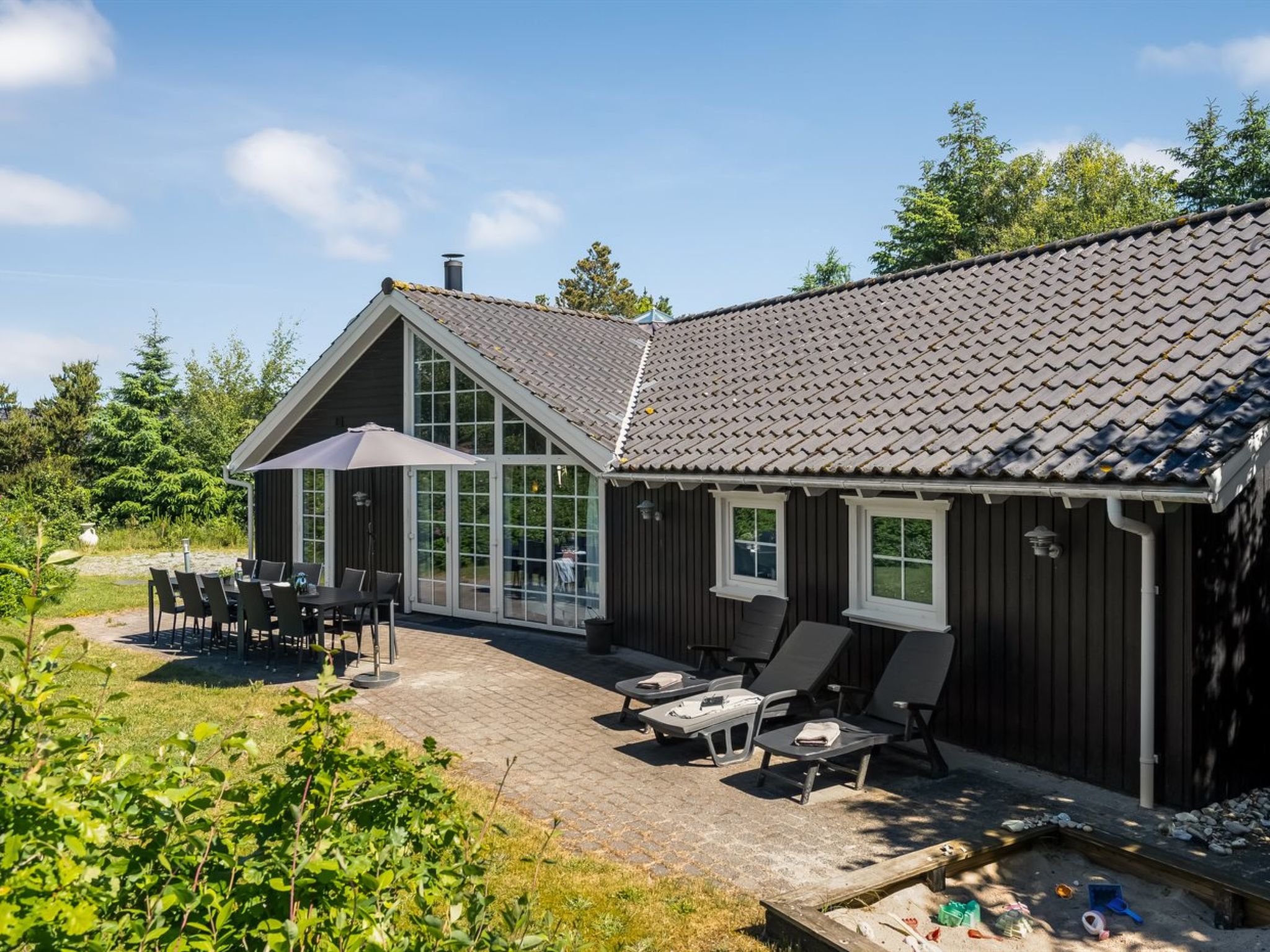 "Femmy" - 600m from the sea - Buiten