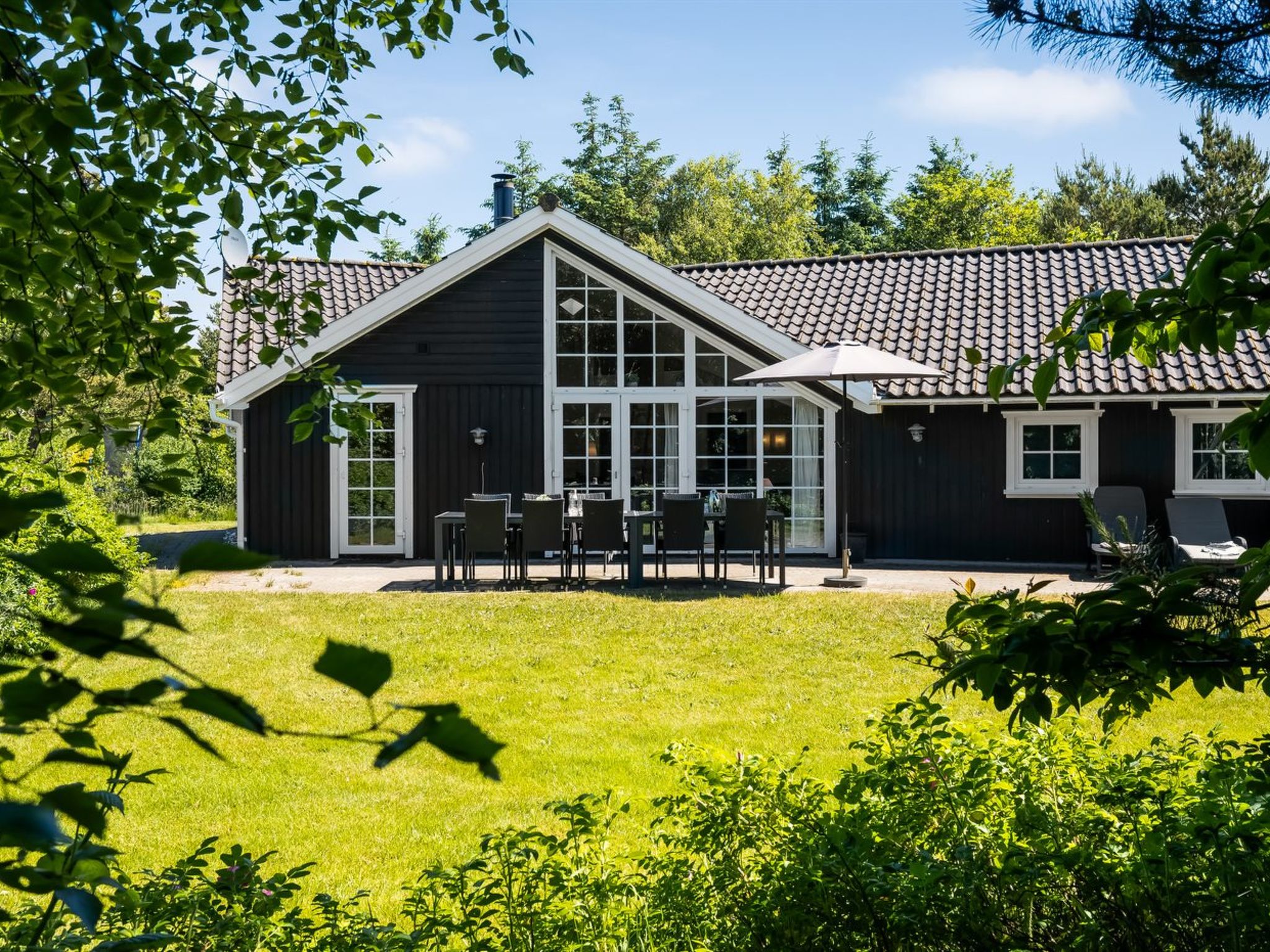"Femmy" - 600m from the sea - Buiten