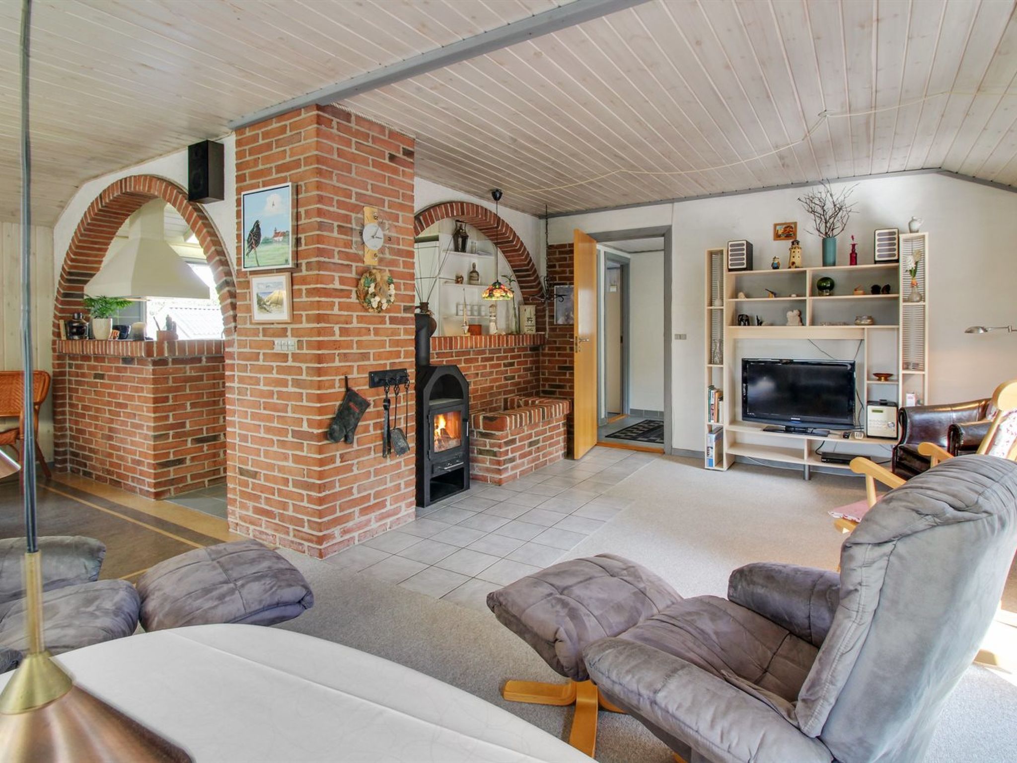 "Tala" - 4km from the sea-Binnen