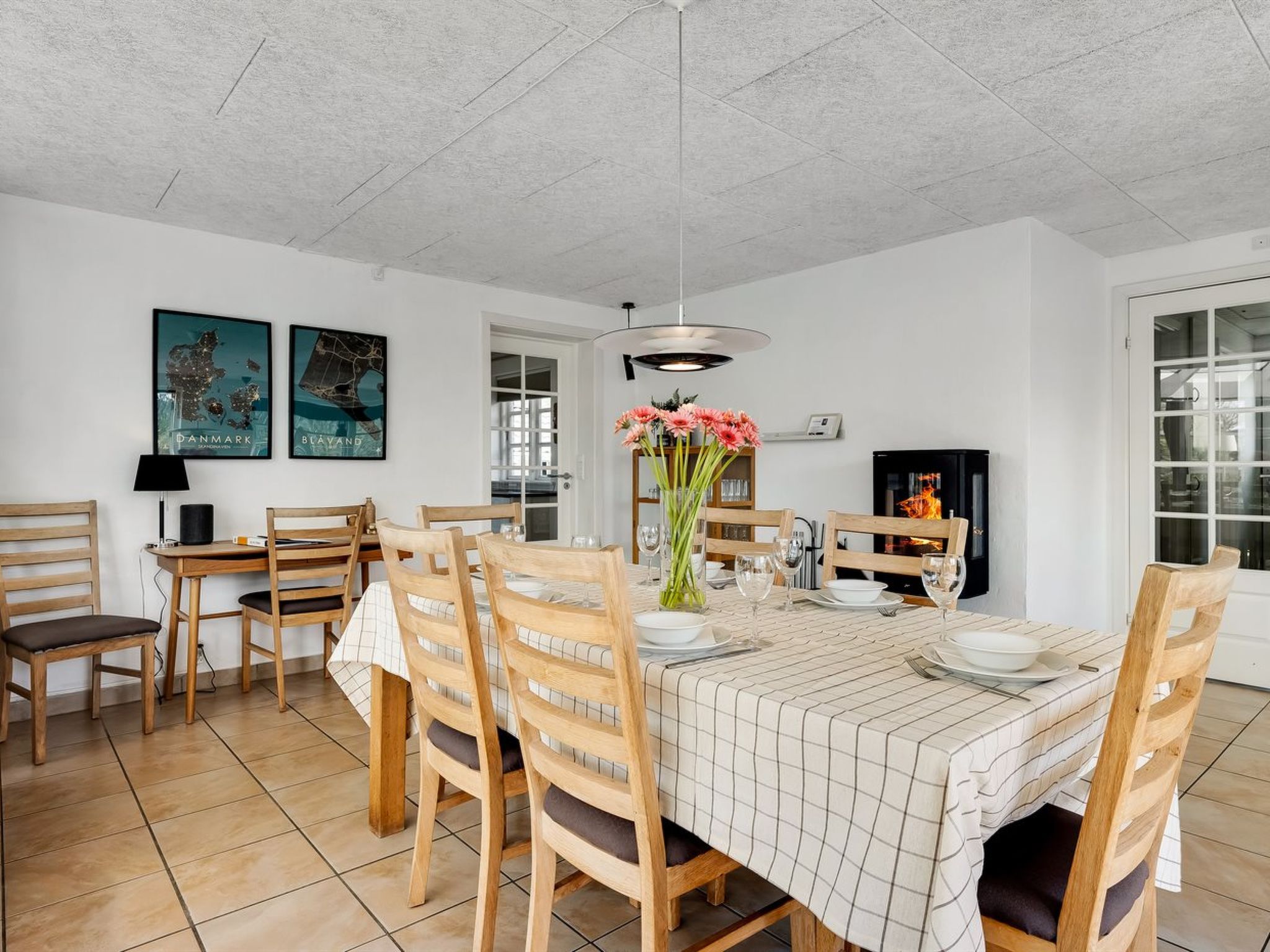 "Svenn" - 400m from the sea