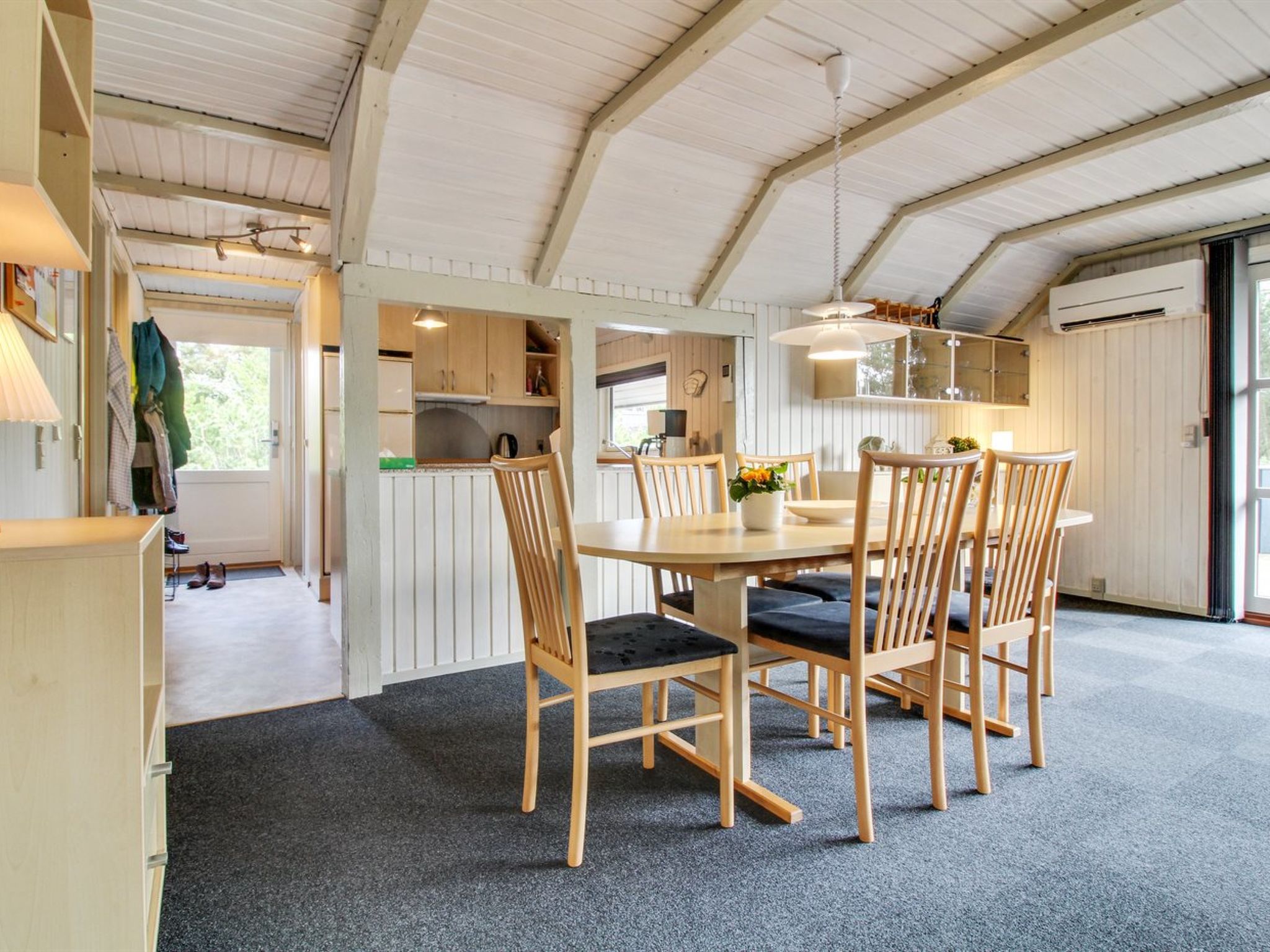"Emmi" - 2.5km from the sea - Binnen