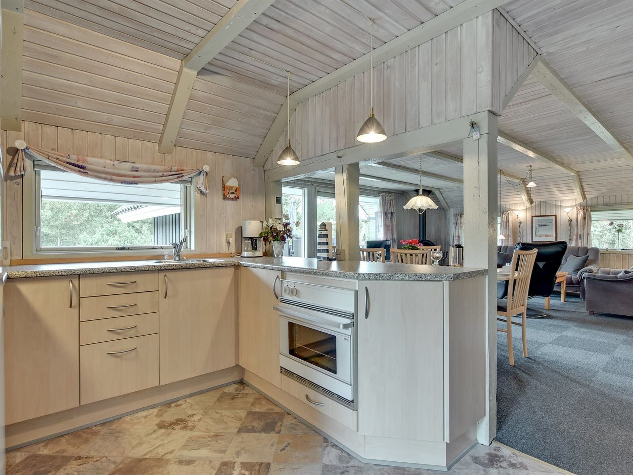 "Emmi" - 2.5km from the sea - Binnen