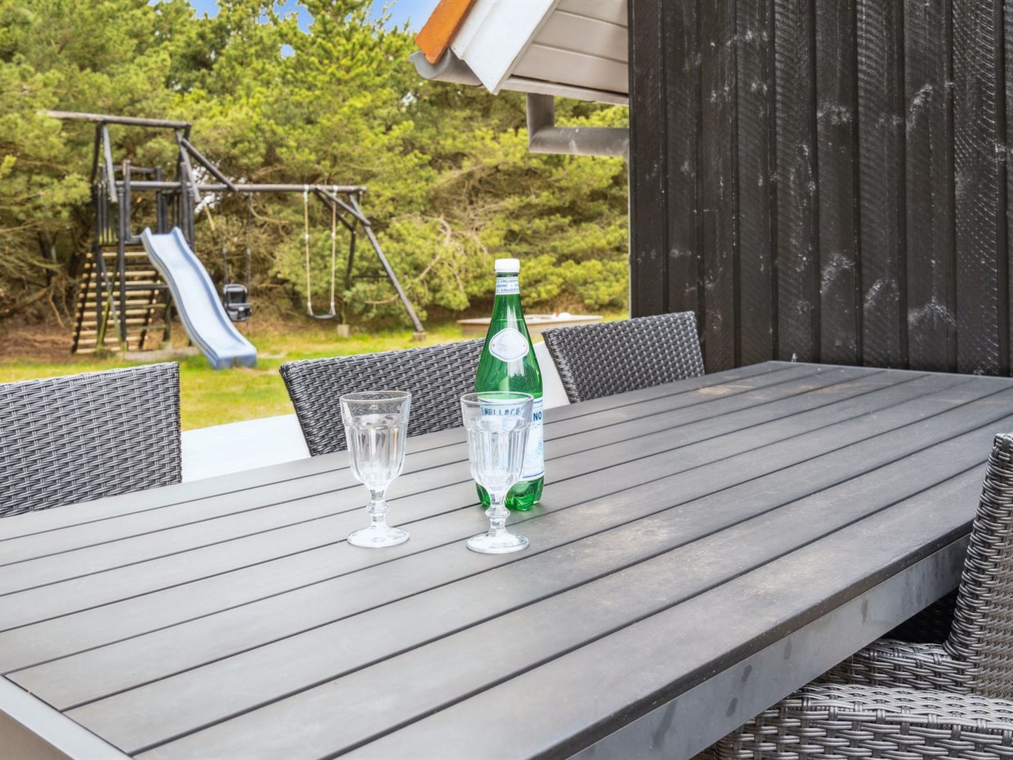"Ginna" - 1.3km from the sea - Draußen