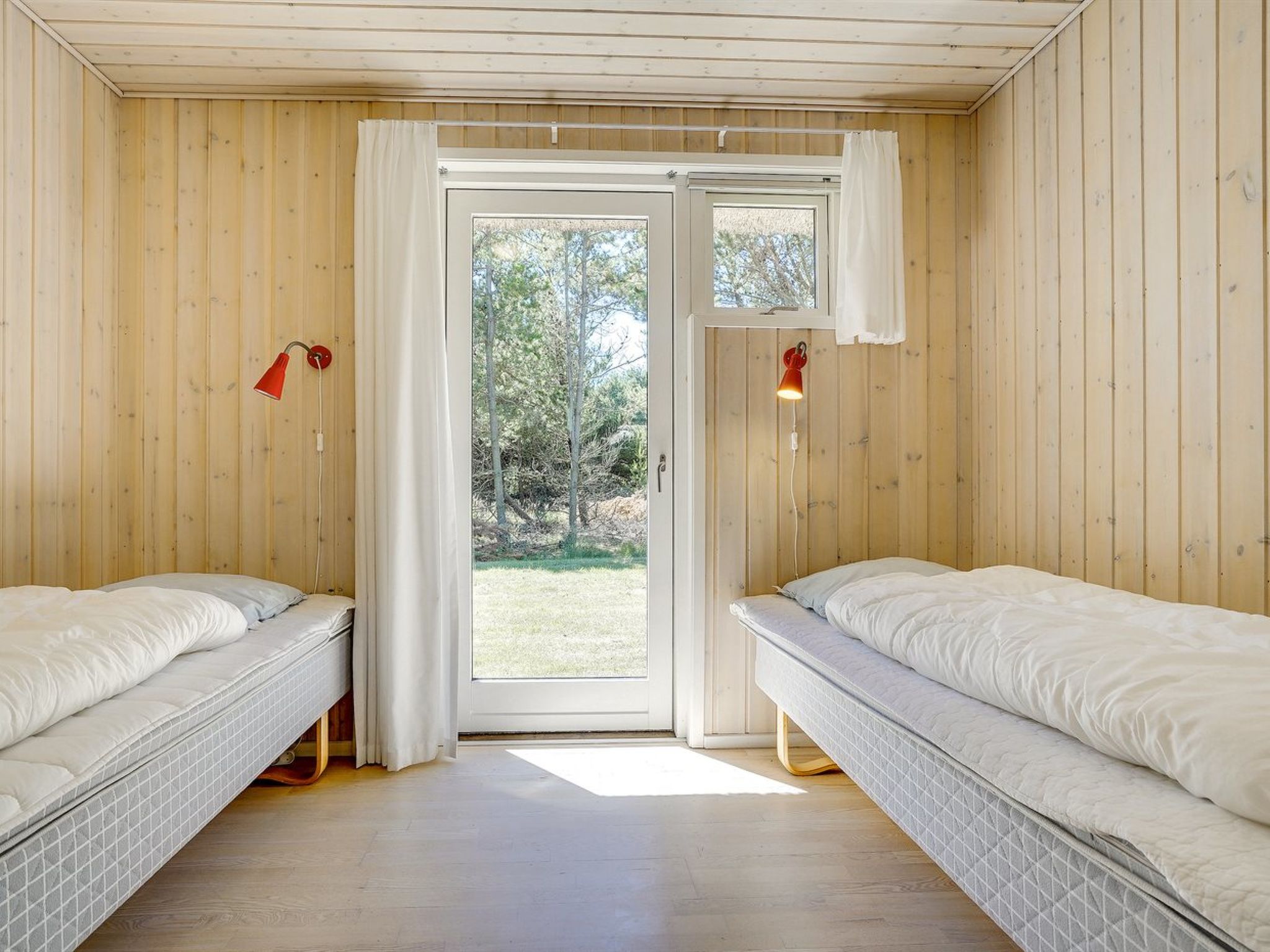 "Dix" - 900m from the sea-Binnen