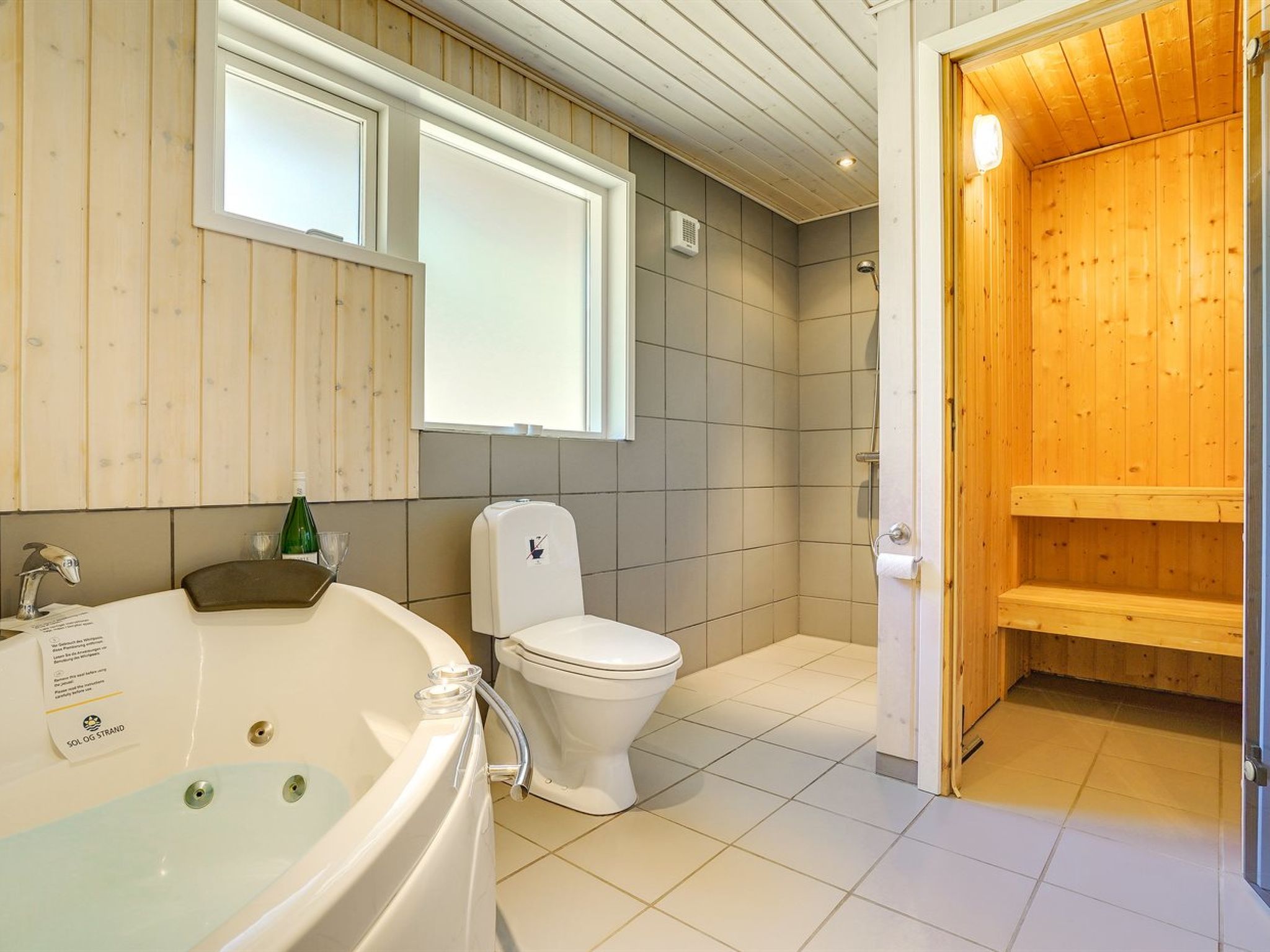 "Dix" - 900m from the sea-Binnen