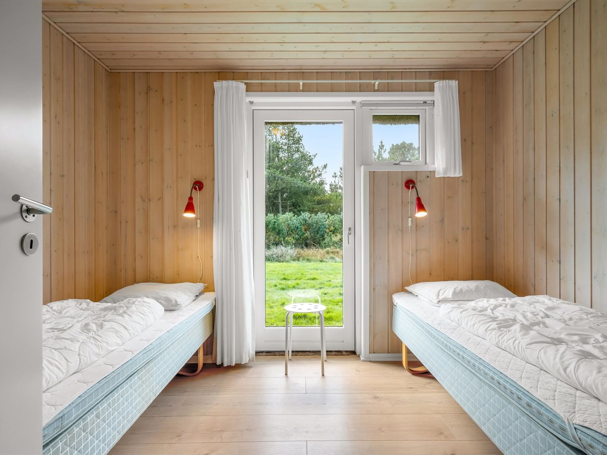 "Dix" - 900m from the sea - Binnen
