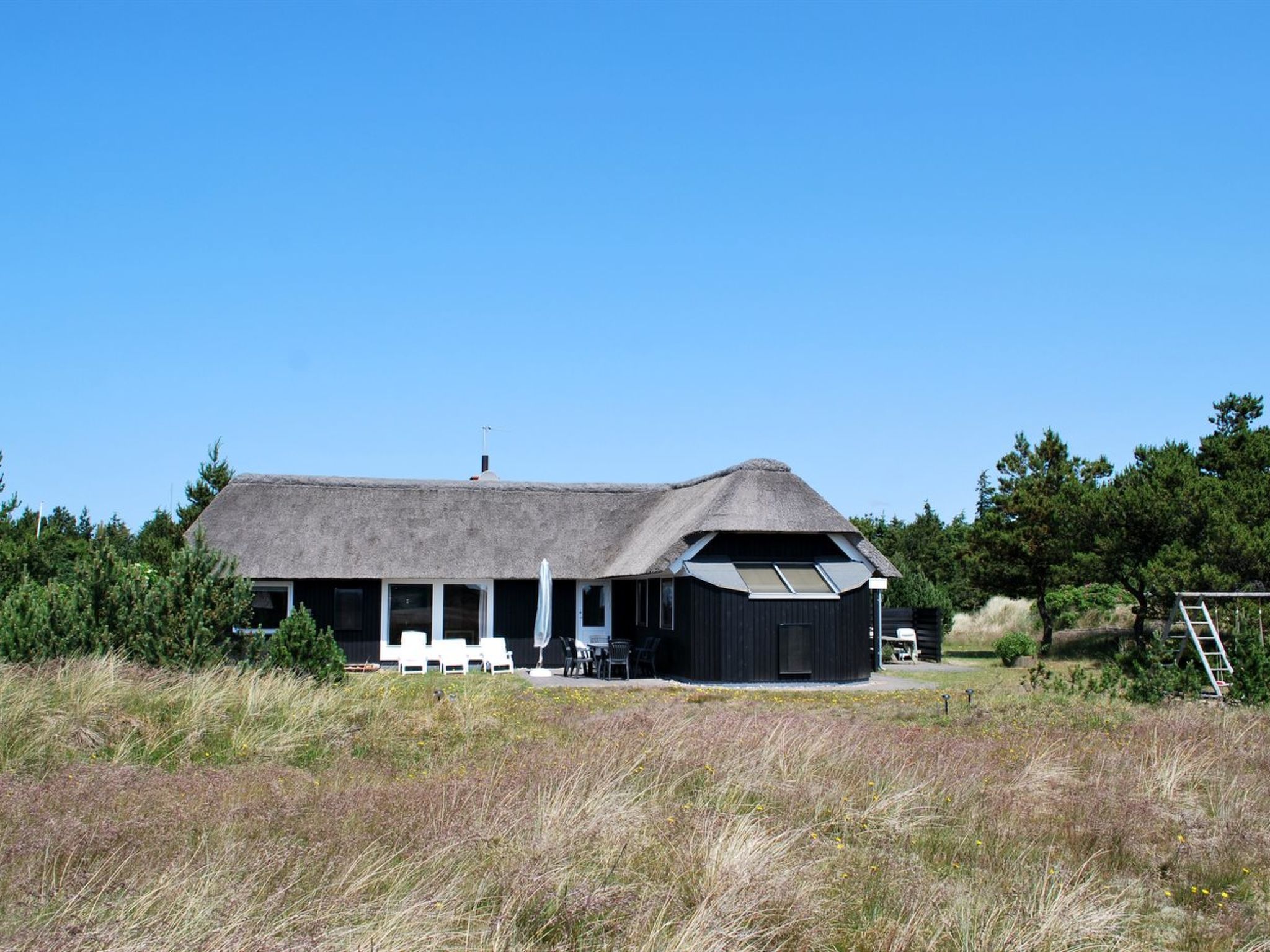 "Kastehelmi" - 400m from the sea - Buiten