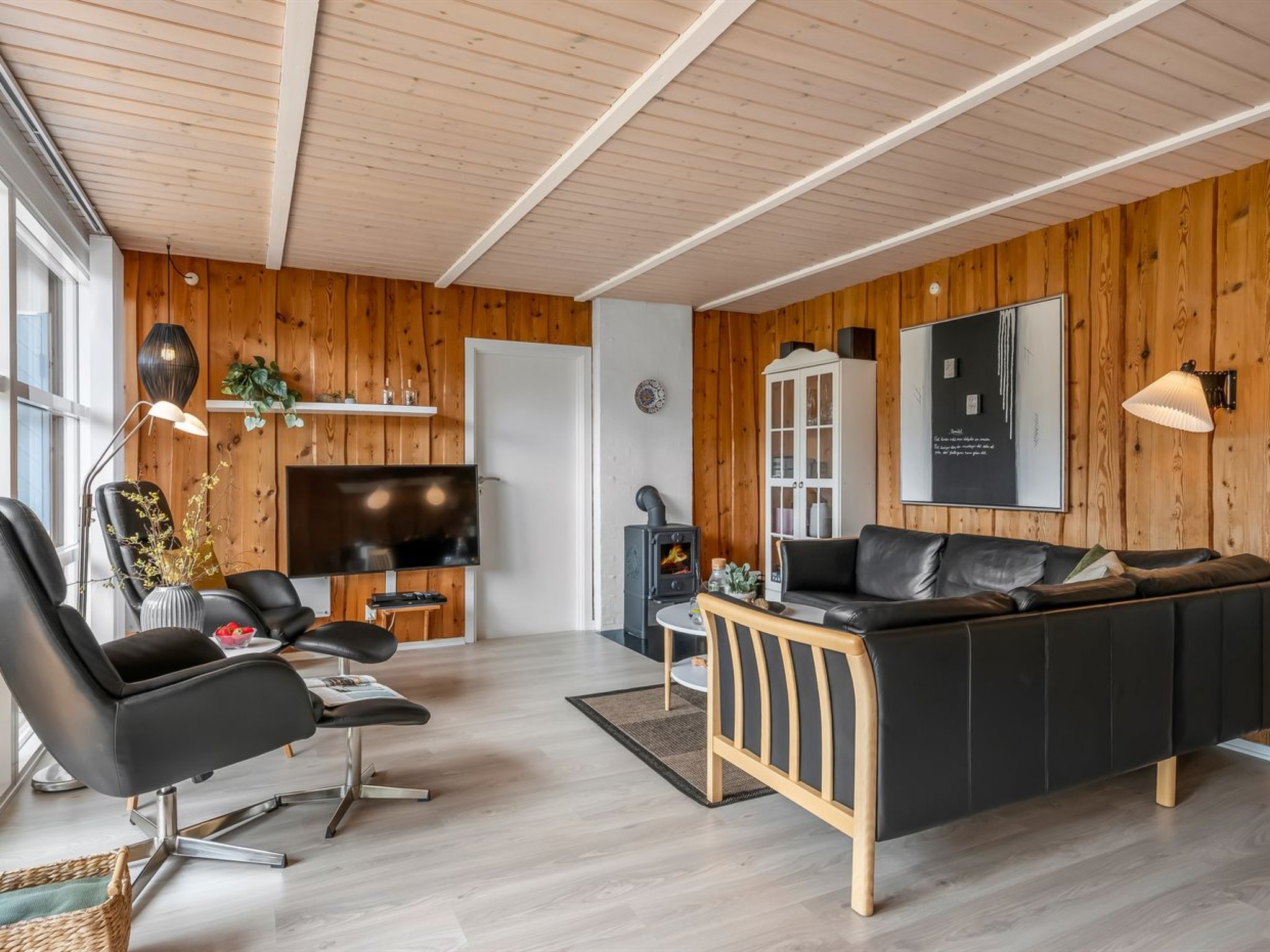 "Elske" - 1.1km from the sea - Binnen